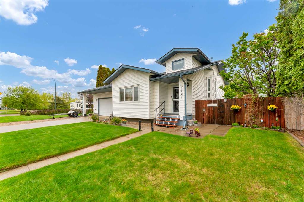 2121 Hull Way NE, Medicine Hat, AB, T1C 1R9