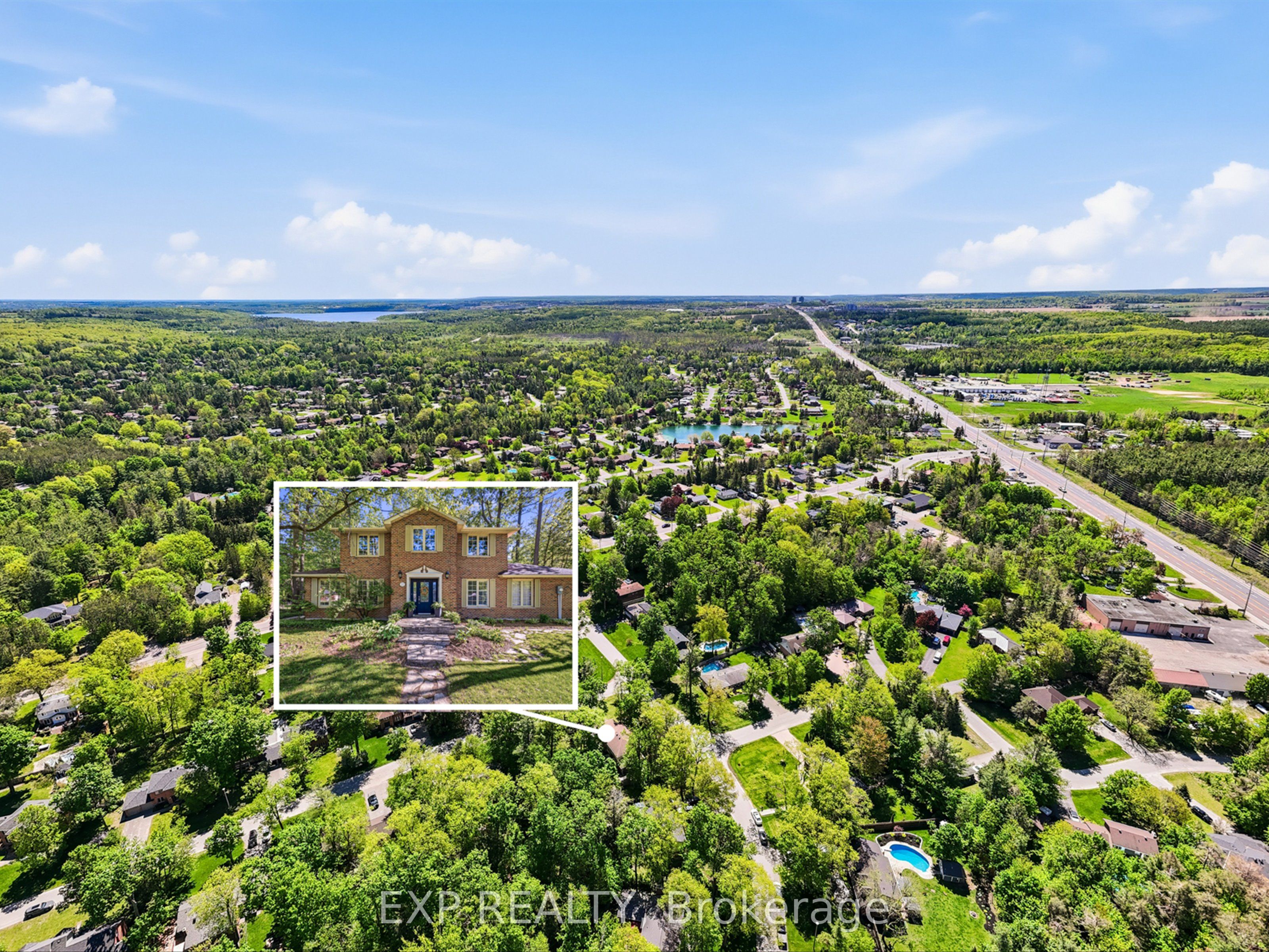 11 Spence Avenue, Springwater, ON, L9X 0P2 photo 2