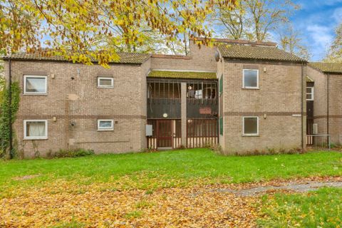 Lime Grove Close, Leicester LE4