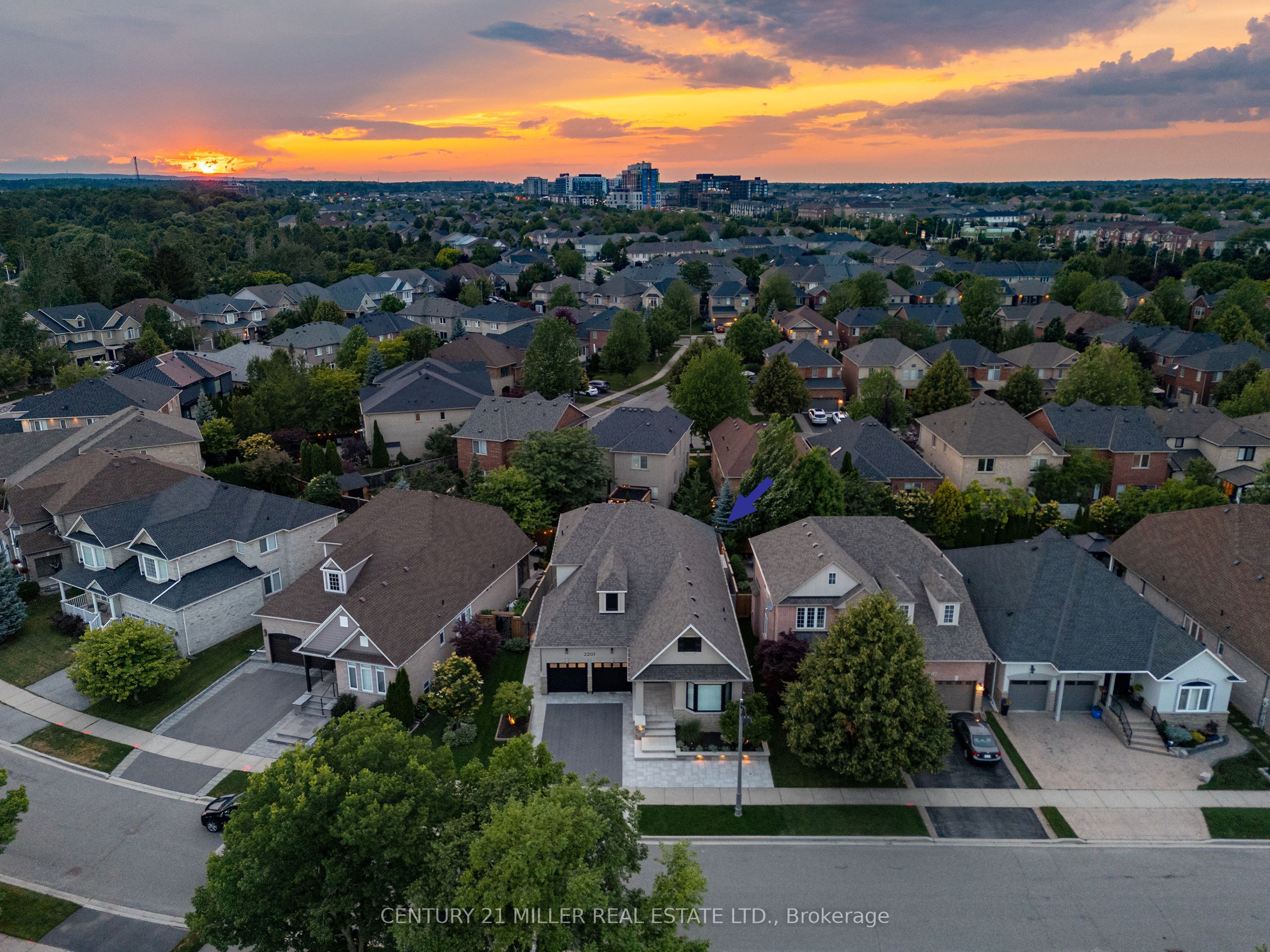 Additional image 4 of 2201 Rochester Circle, Oakville, ON, L6M 5E3