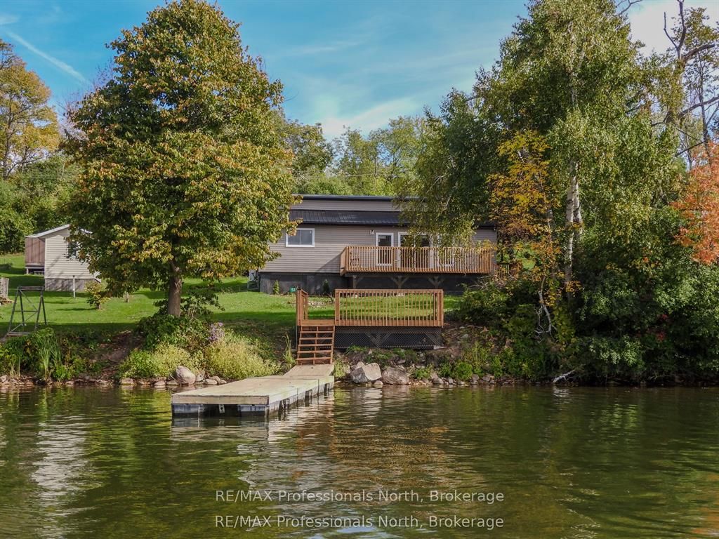 53 Long Island, Otonabee-south Monaghan, ON, K0L 1B0