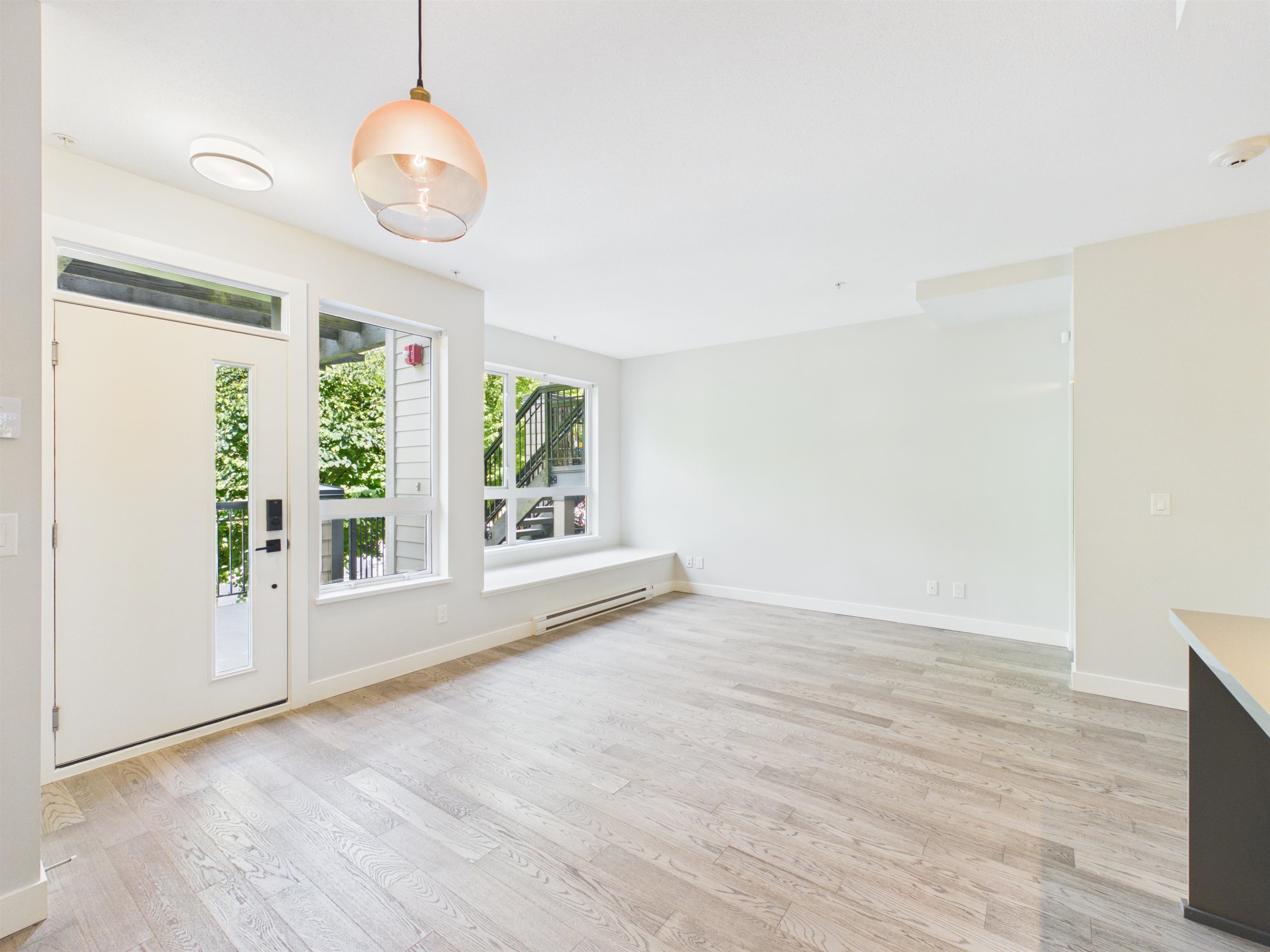 13-3201 Noel Drive, Burnaby, BC, V3J 0G9 photo 5