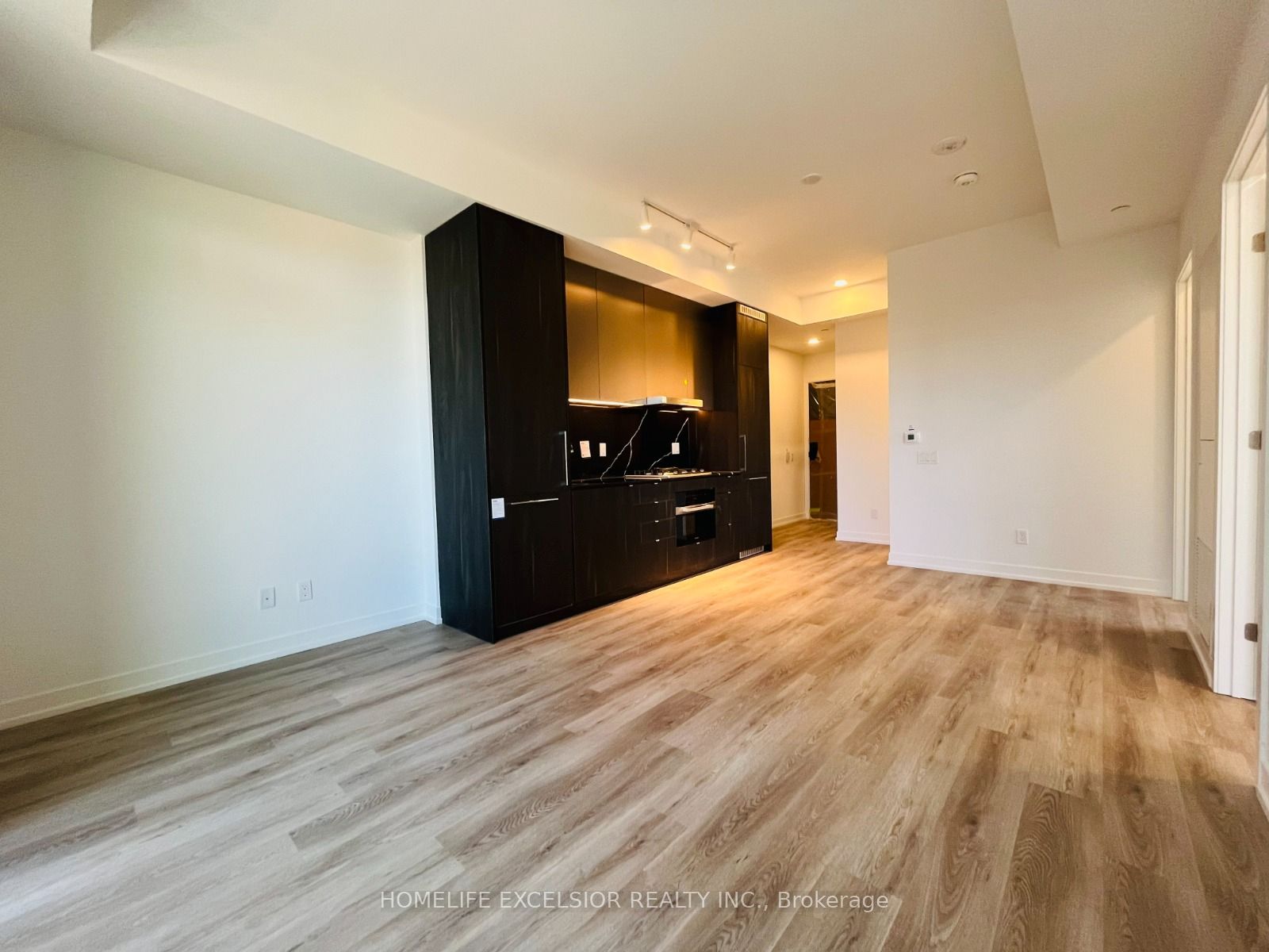 Additional image 5 of 1208-771 Yonge Street, Toronto, ON, M4W 0B8