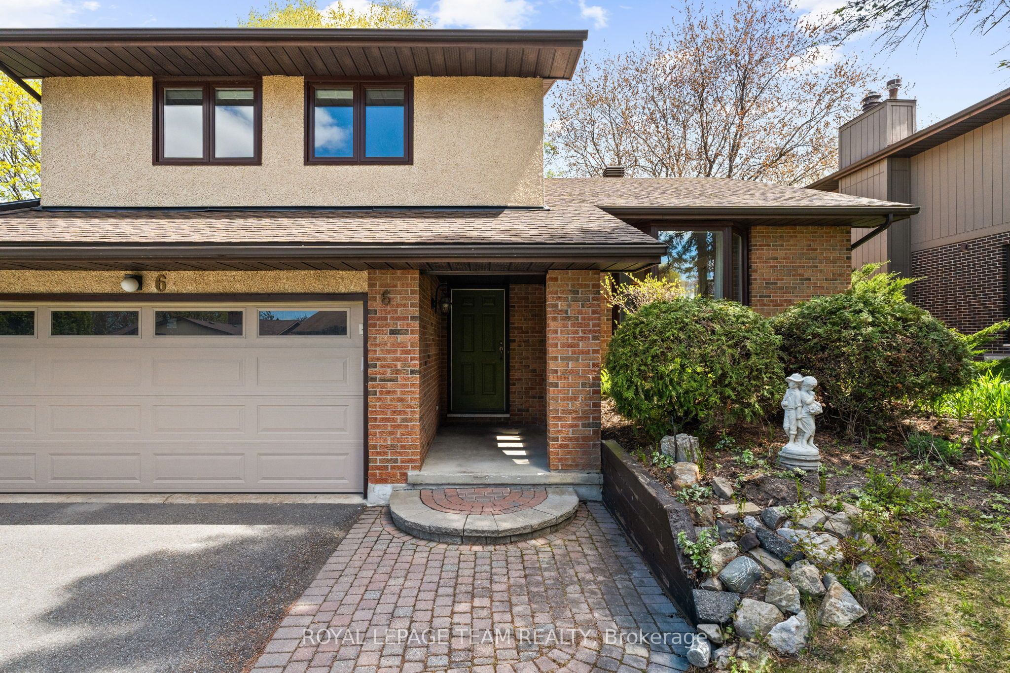 6 Byrd Crescent, Ottawa, ON, K2L 2G5 photo 2