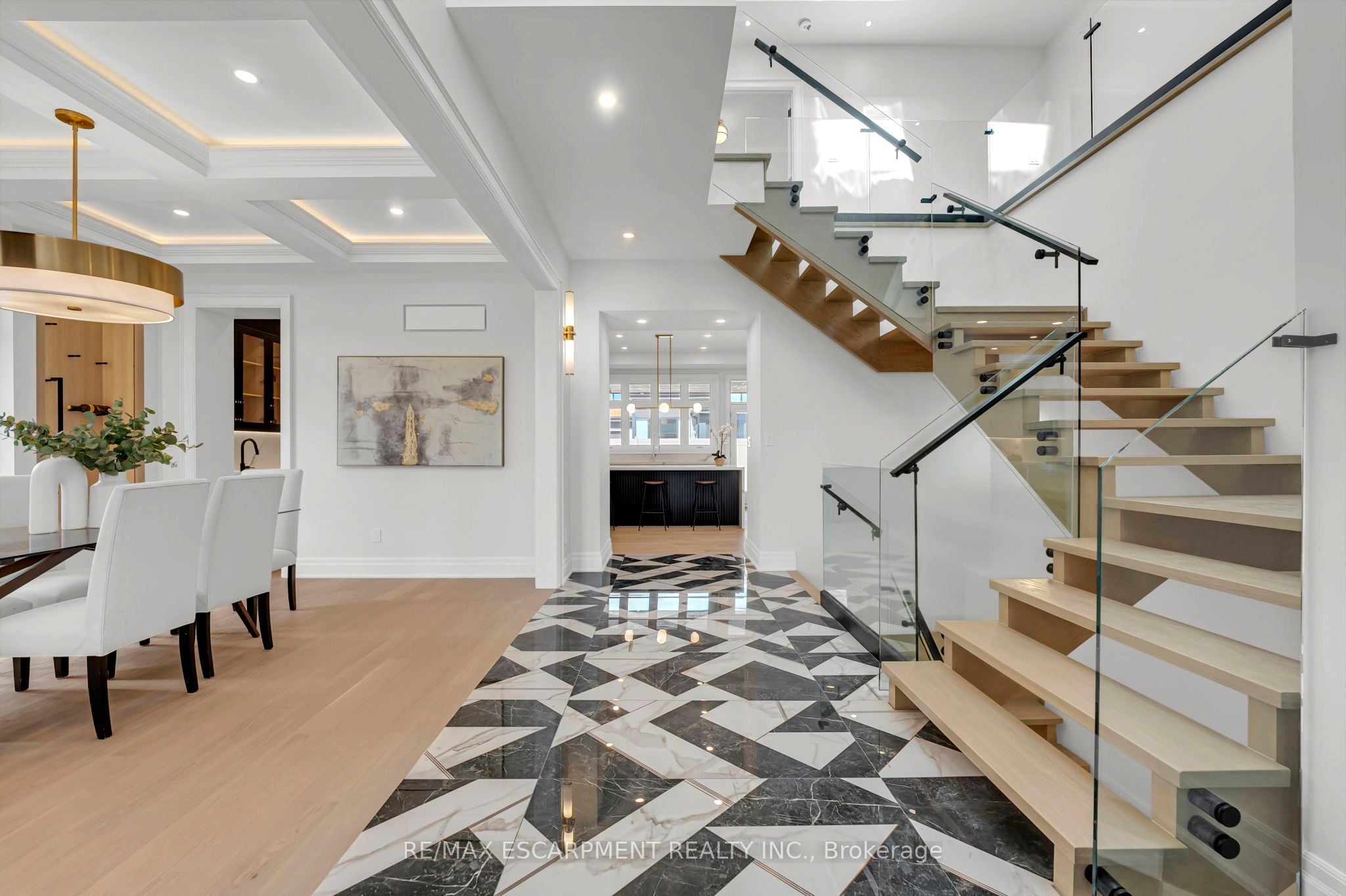 Additional image 3 of 383 Wadsworth Street, Oakville, ON, L6K 2A2