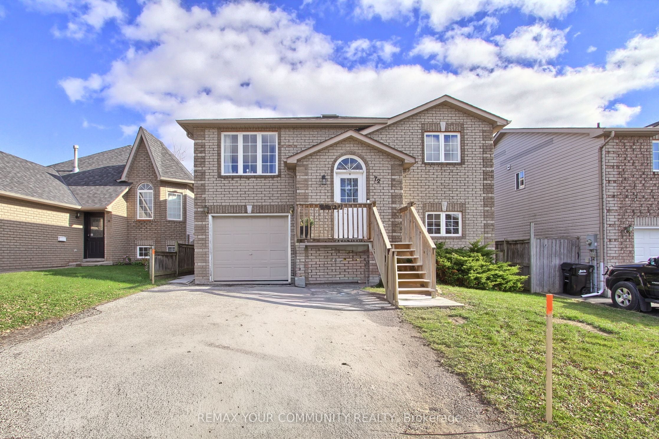Main-72 Ambler Bay N/a, Barrie, ON, L4M 7A6
