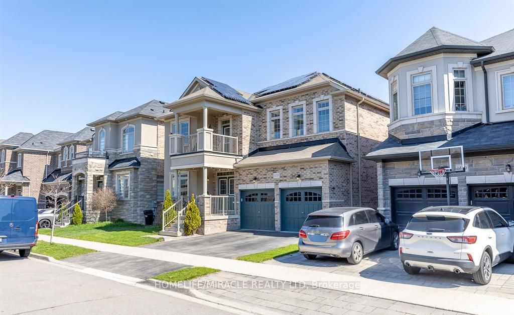 1535 Mendelson Heights, Milton, ON, L9E 1H3 photo 2