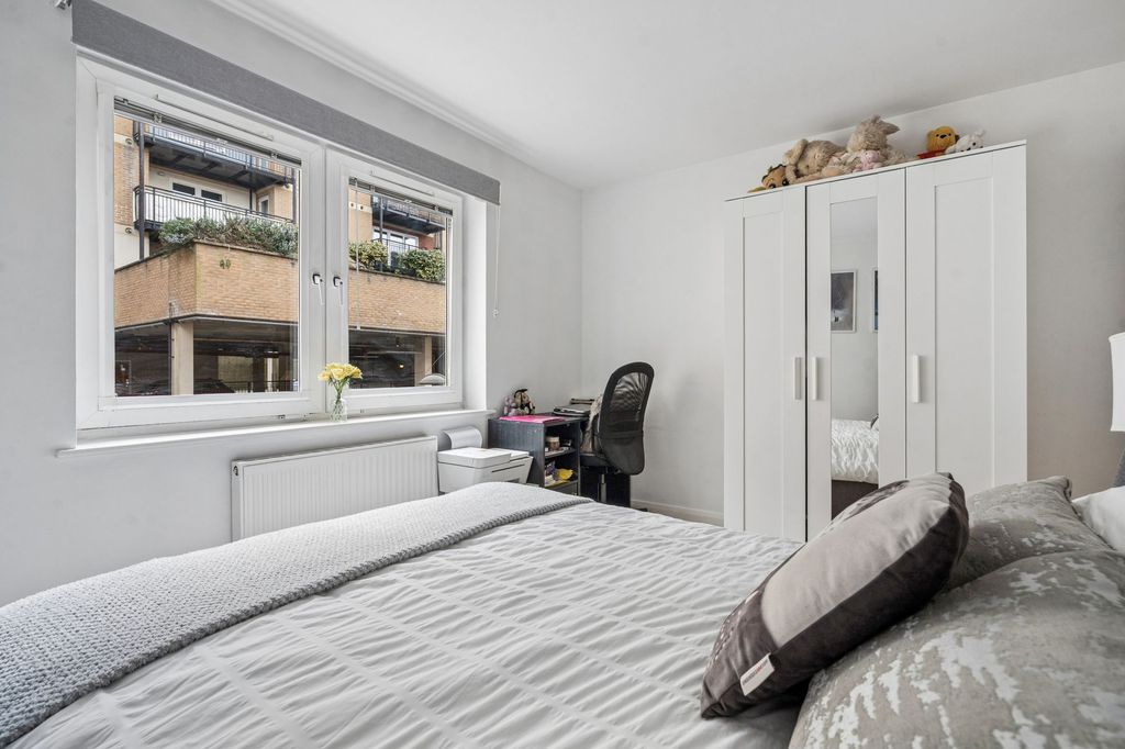 Additional image 11 of 2 bed flat for saleNorthway, Rickmansworth WD3