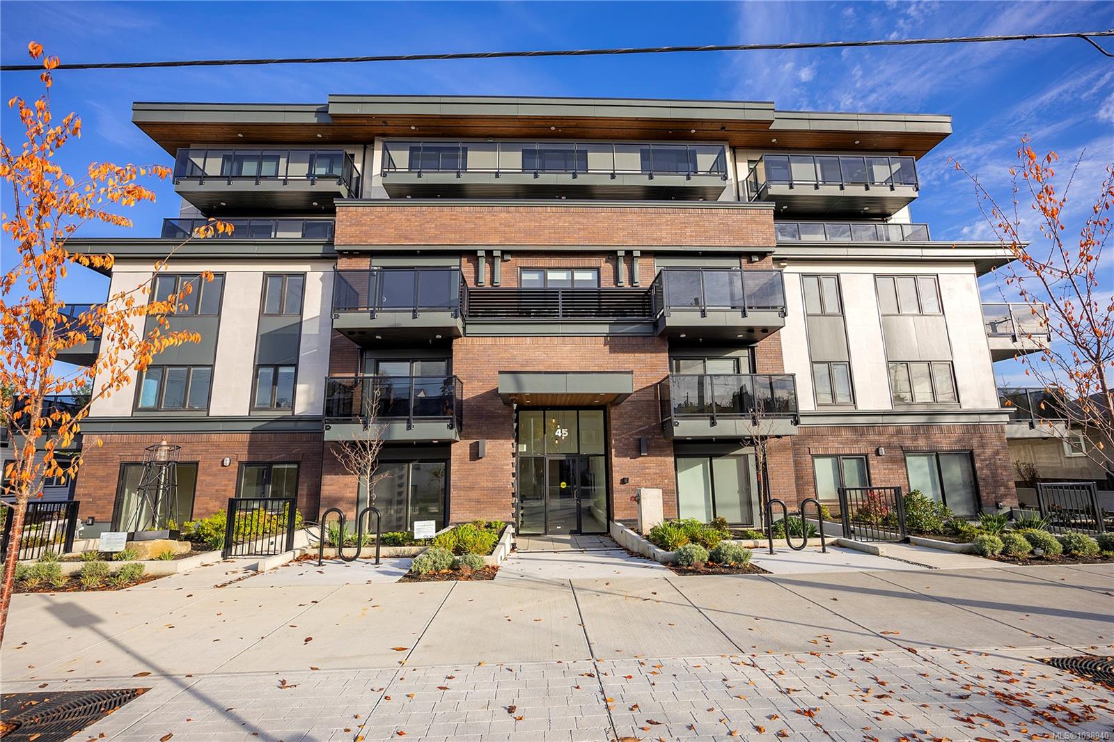#505-45 Haliburton Street, Nanaimo, BC, V9R 4V6