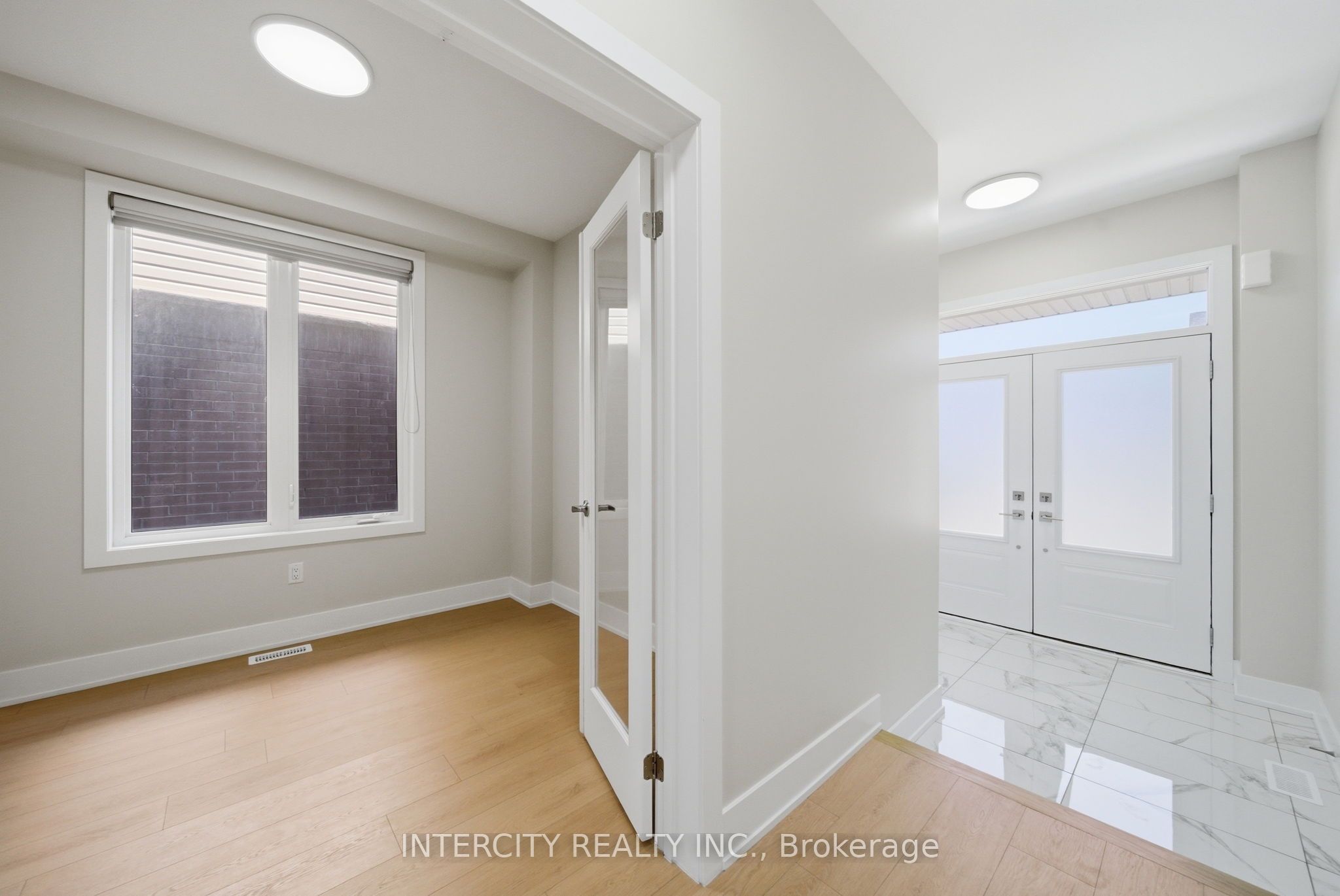 10 Kingsbury Trail, Barrie, ON, L9J 0W9 photo 5