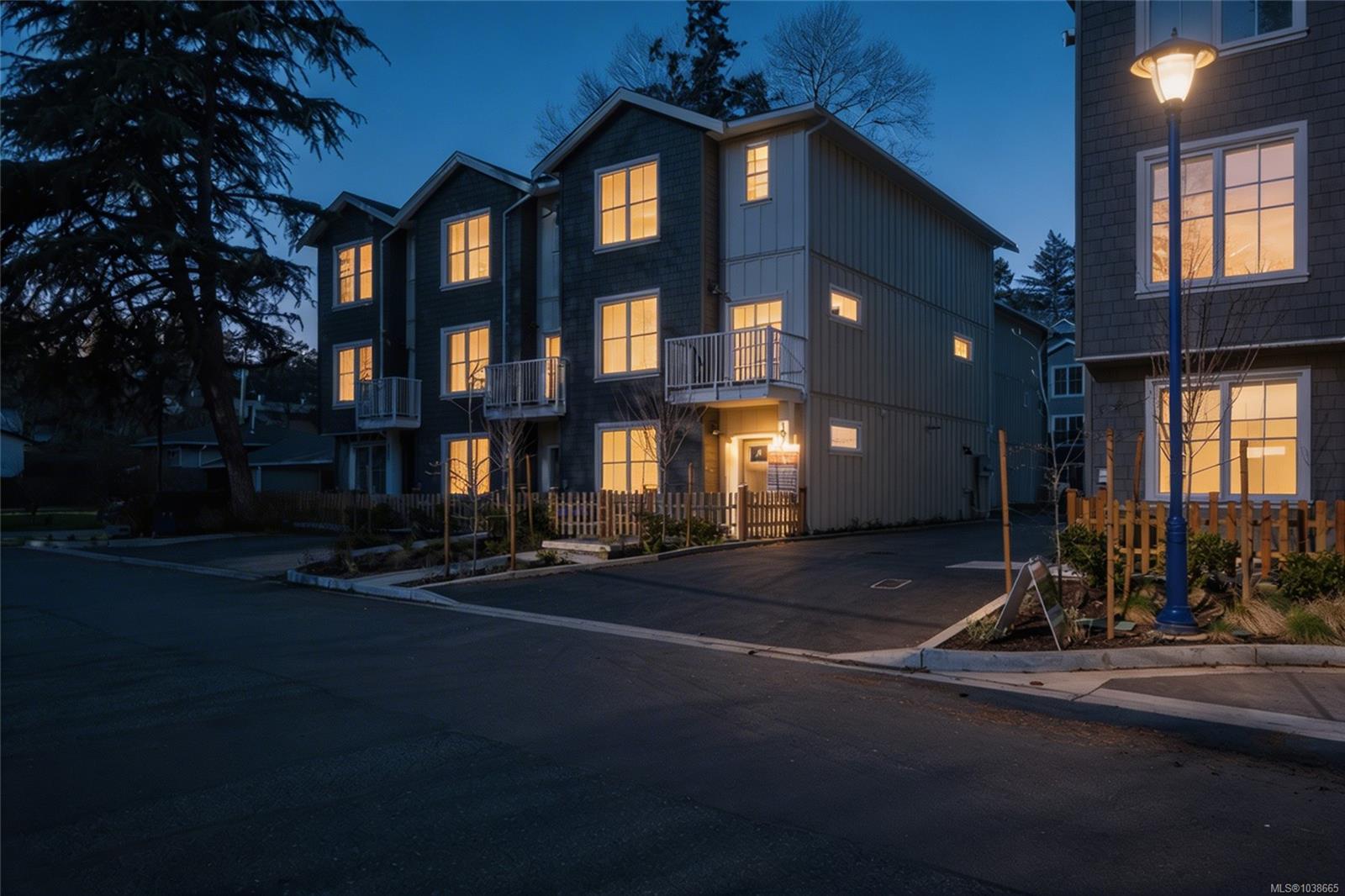 Additional image 6 of #206-2770 Vantilburg Crescent, Langford, BC, V9B 3K4