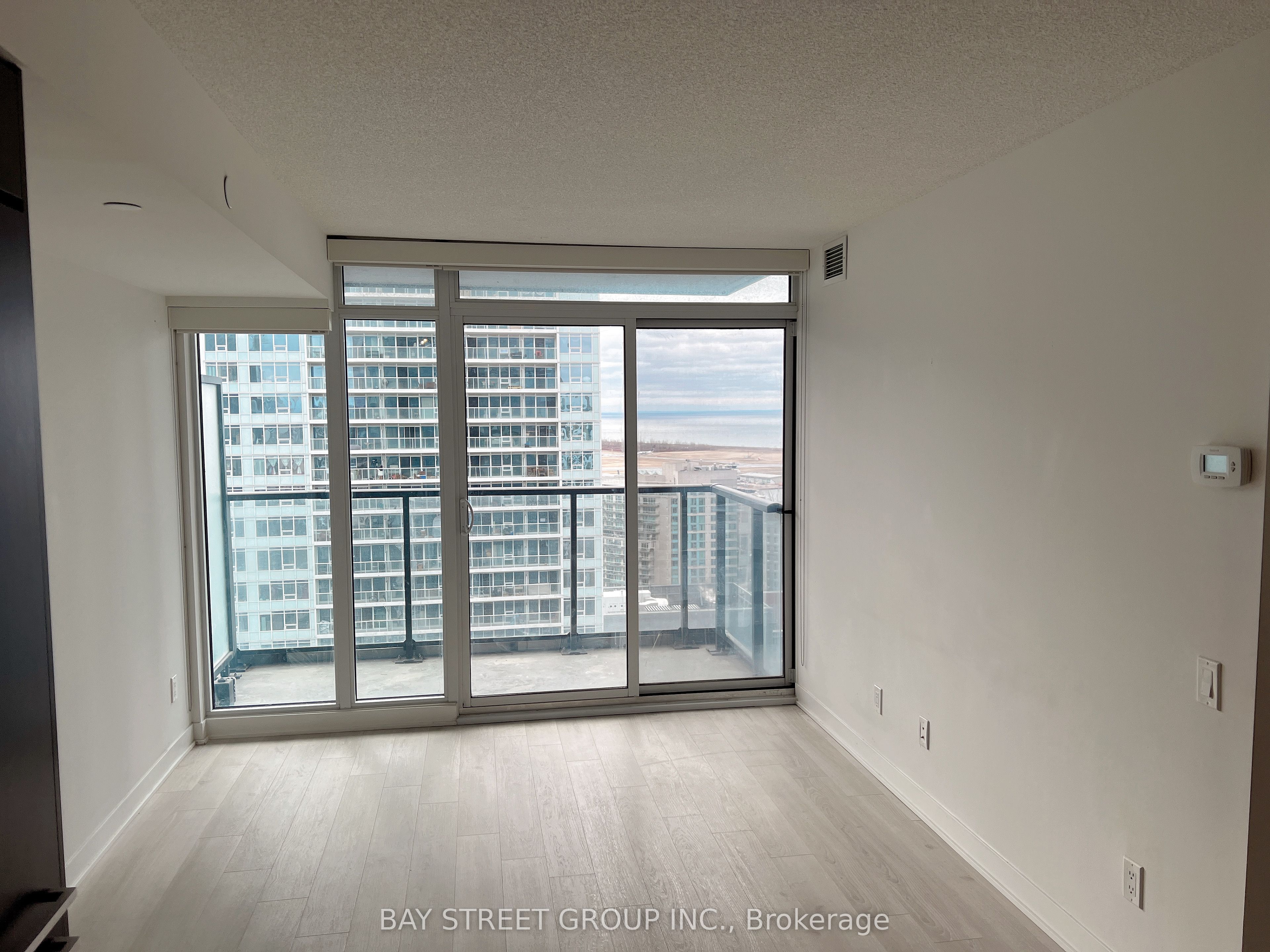 Additional image 5 of 2601-70 Queens Wharf Road, Toronto, ON, M5V 0J2