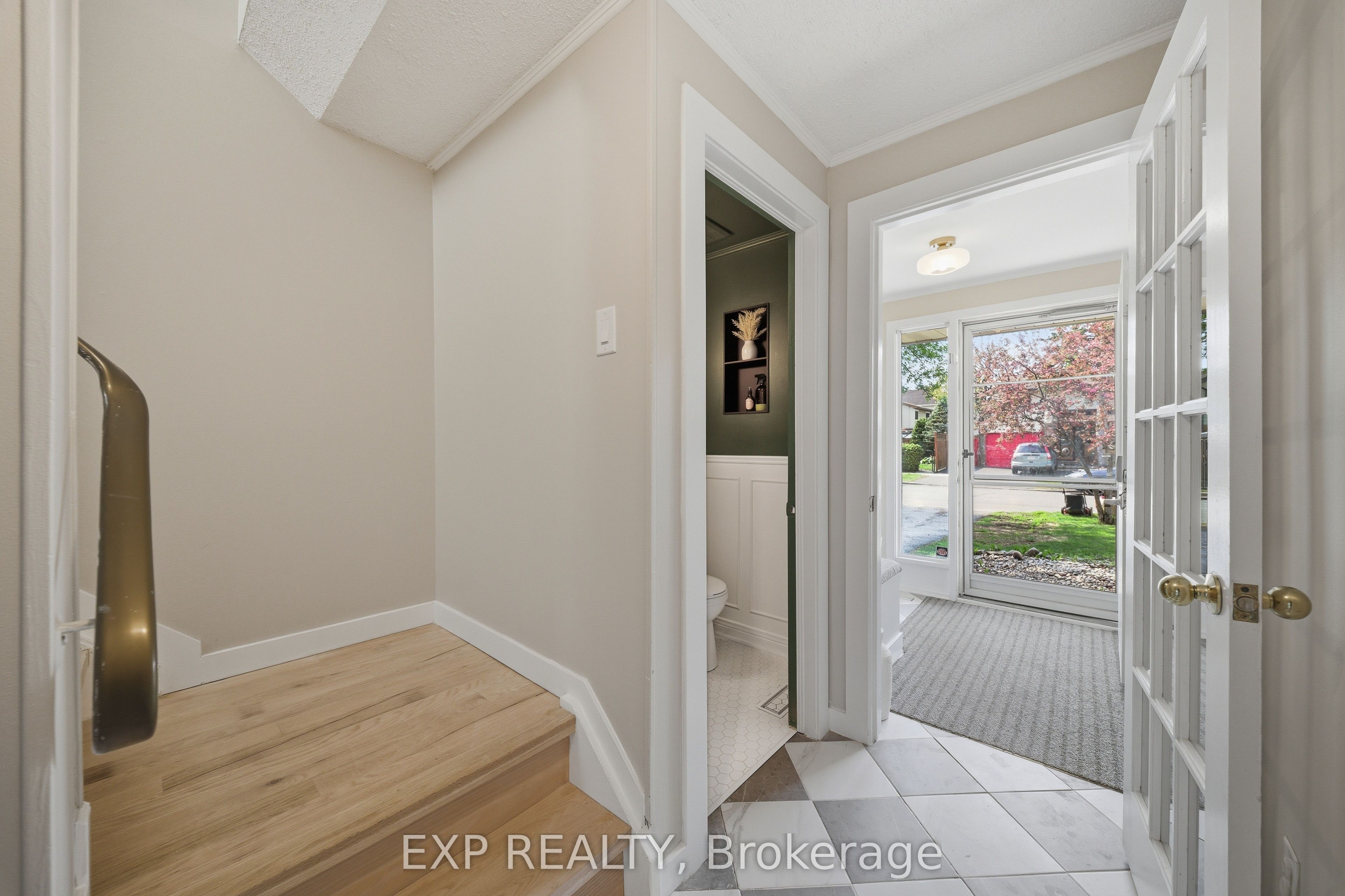 2333 Cotters Crescent, Ottawa, ON, K1V 8Y7 photo 4
