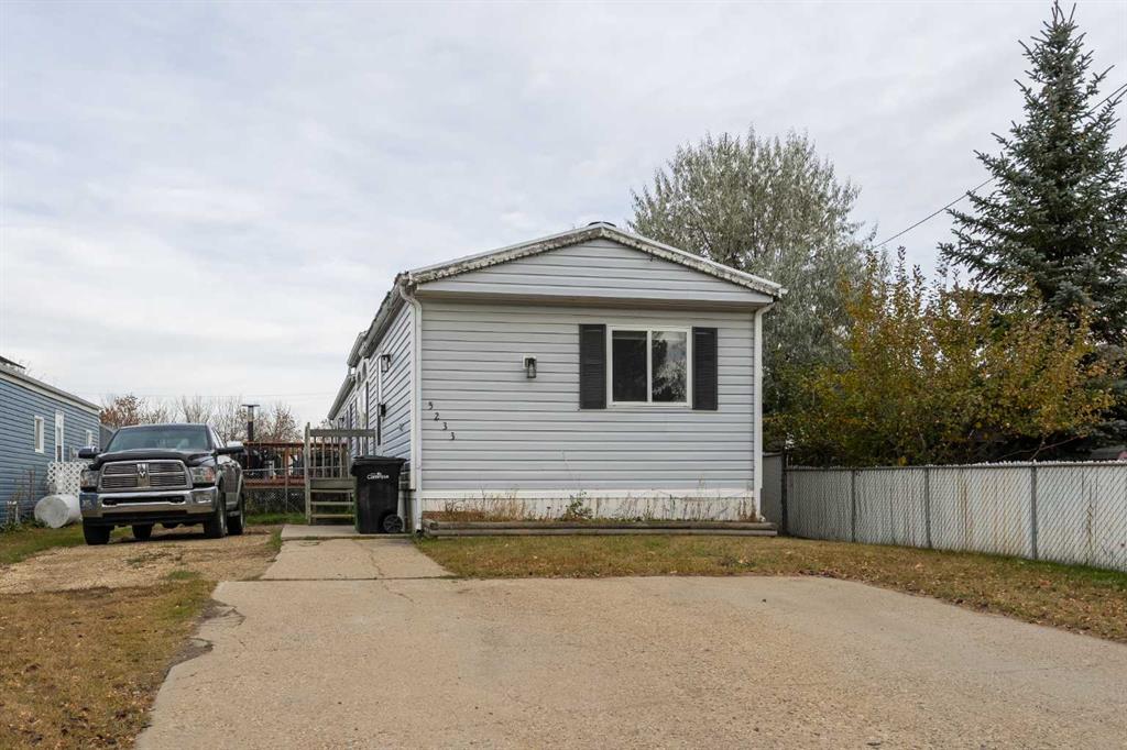 5233 47 Street, Camrose, AB, T4V 1K3