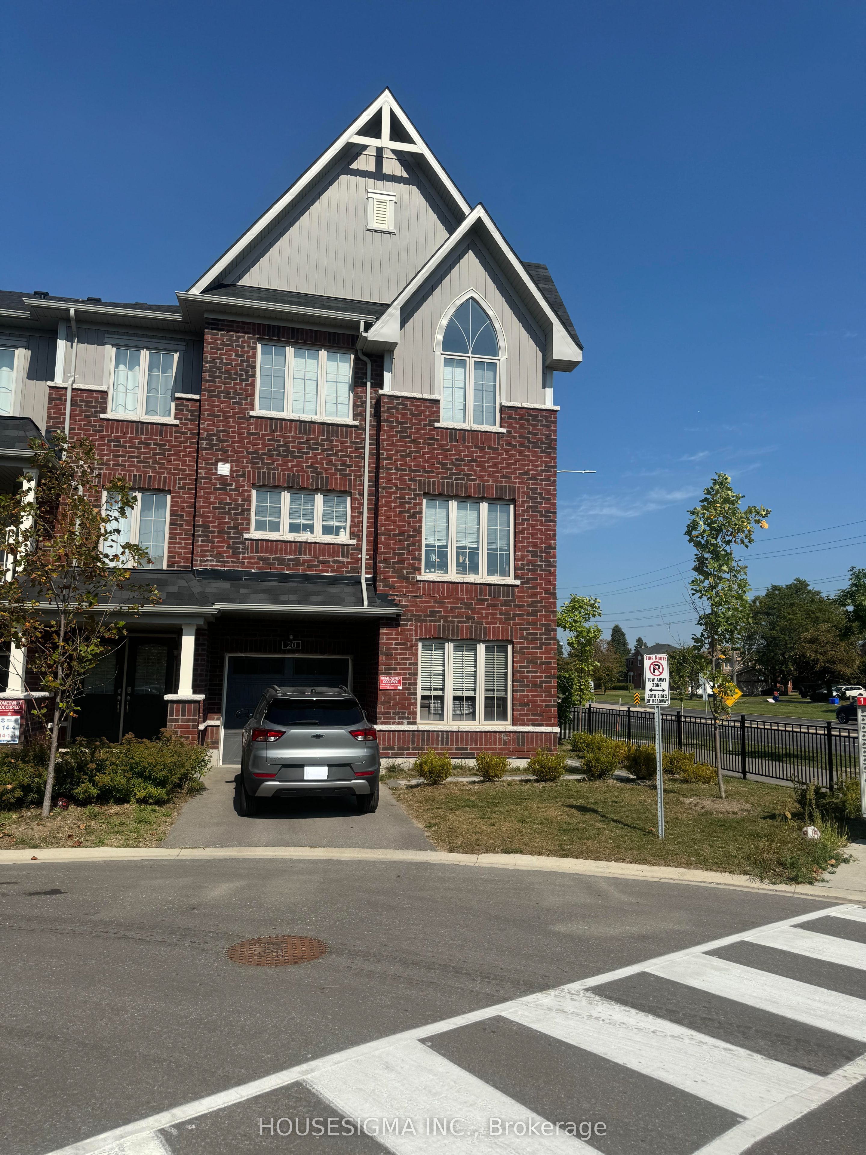 20 Mappin Way, Whitby, ON, L1R 0R4