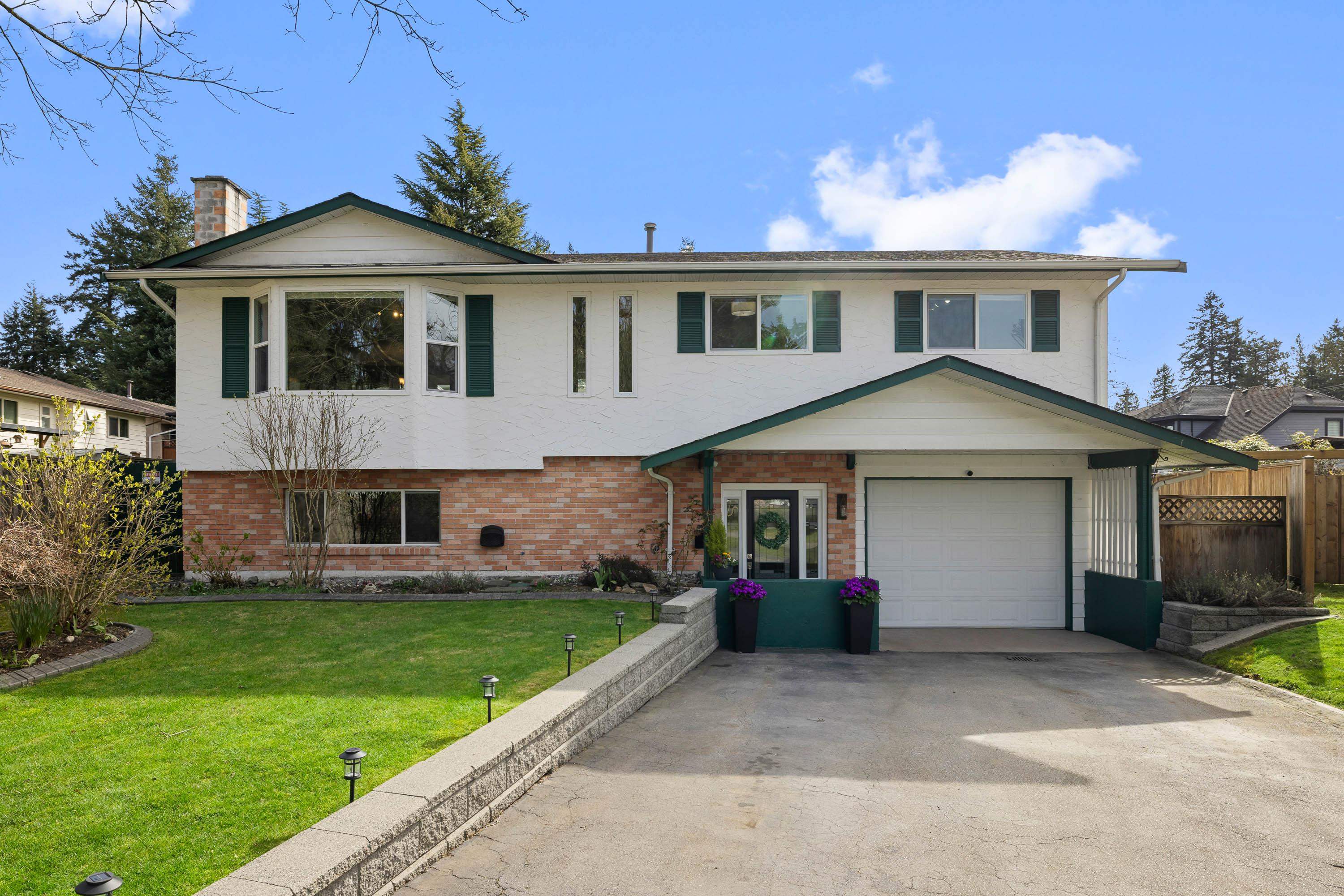 11762 80a Avenue, Delta, BC, V4C 7T9