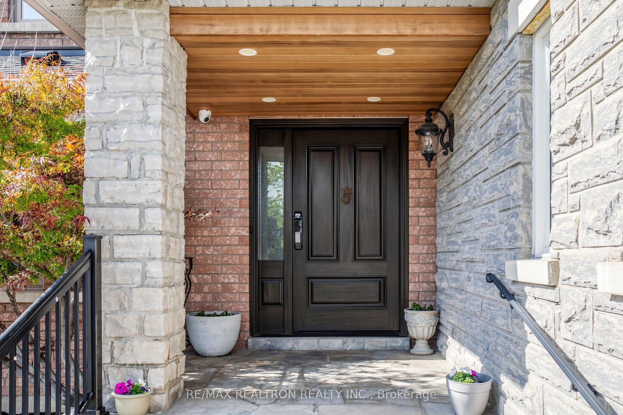 24 Drummond Drive, Vaughan, ON, L6A 2M5 photo 3