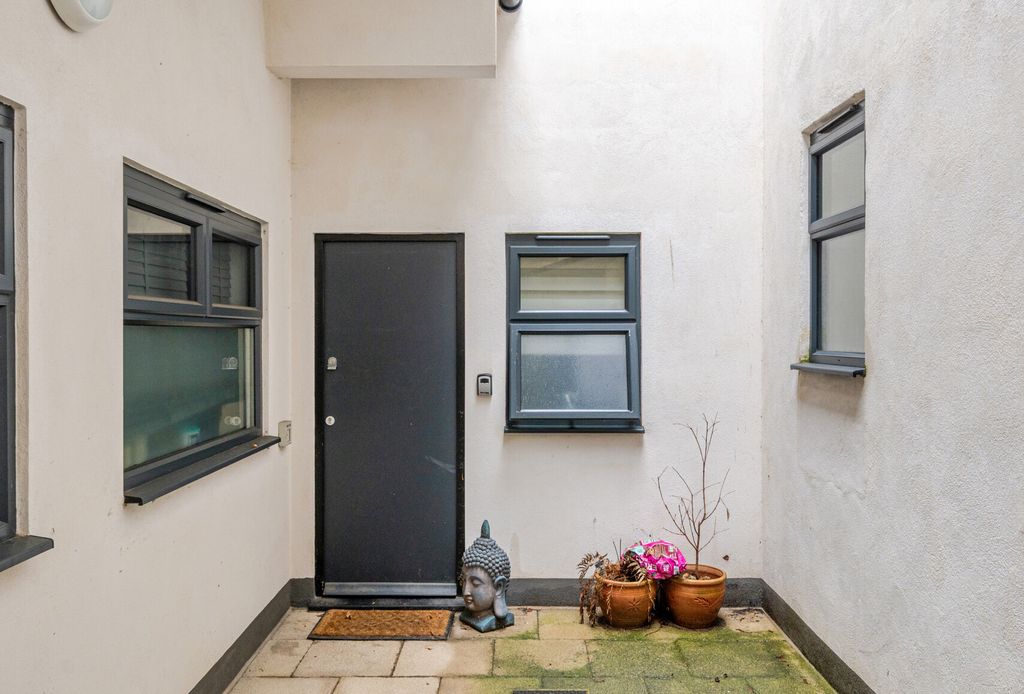 Additional image 6 of 1 bed flat for saleThe Island, Midsomer Norton, Radstock, Somerset BA3