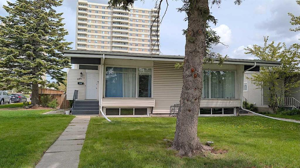 638 640 68 Avenue SW, Calgary, AB, T2V 0M9