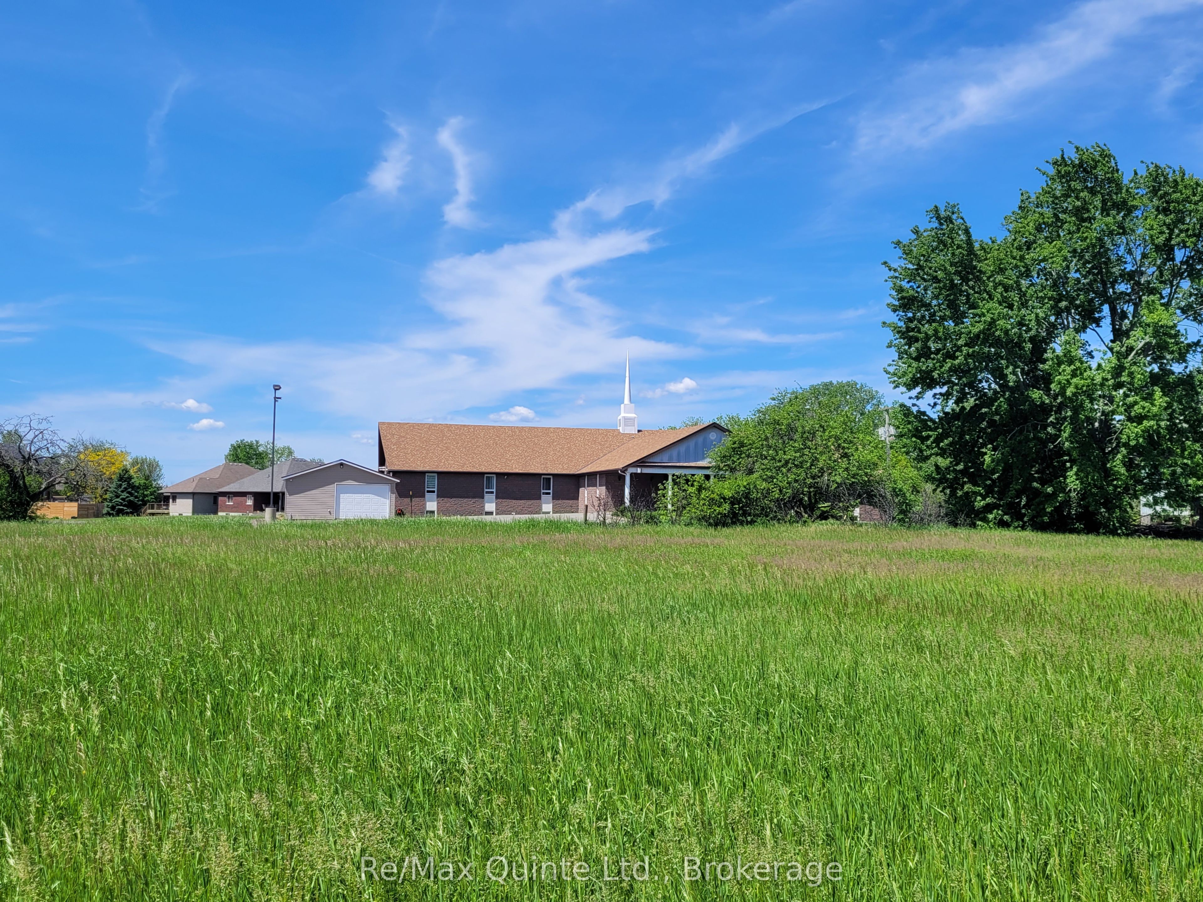 357 Bridge Street W, Belleville, ON, K8P 1H9 photo 4