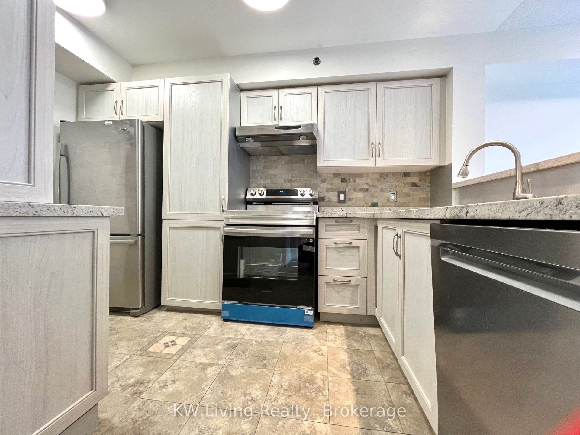 834-75 Weldrick Road E, Richmond Hill, ON, L4C 0H9 photo 4
