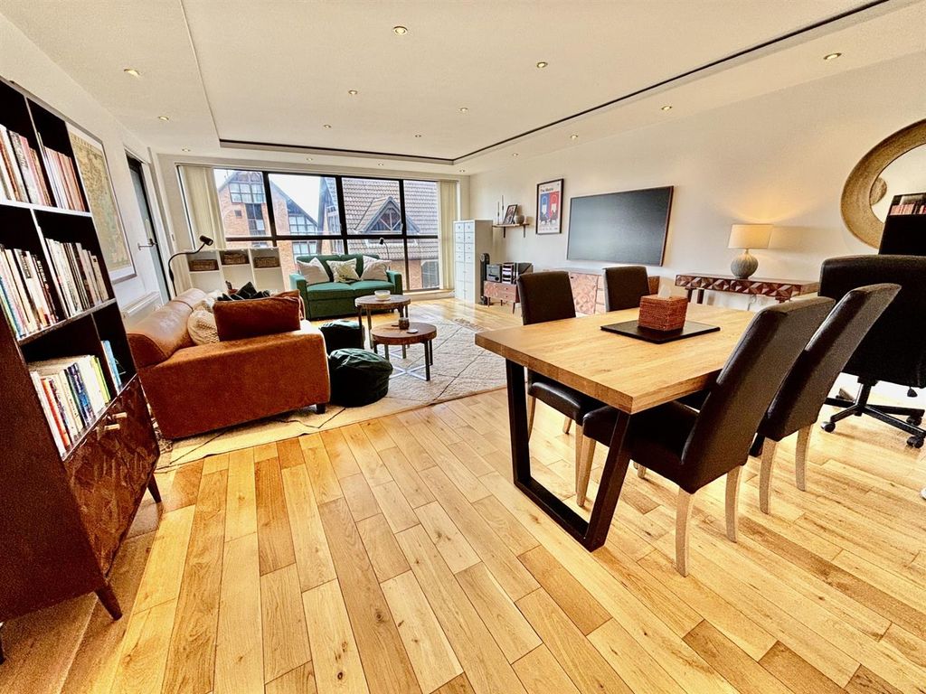 Additional image 7 of 2 bed flat for saleEsplanade, Rochester ME1