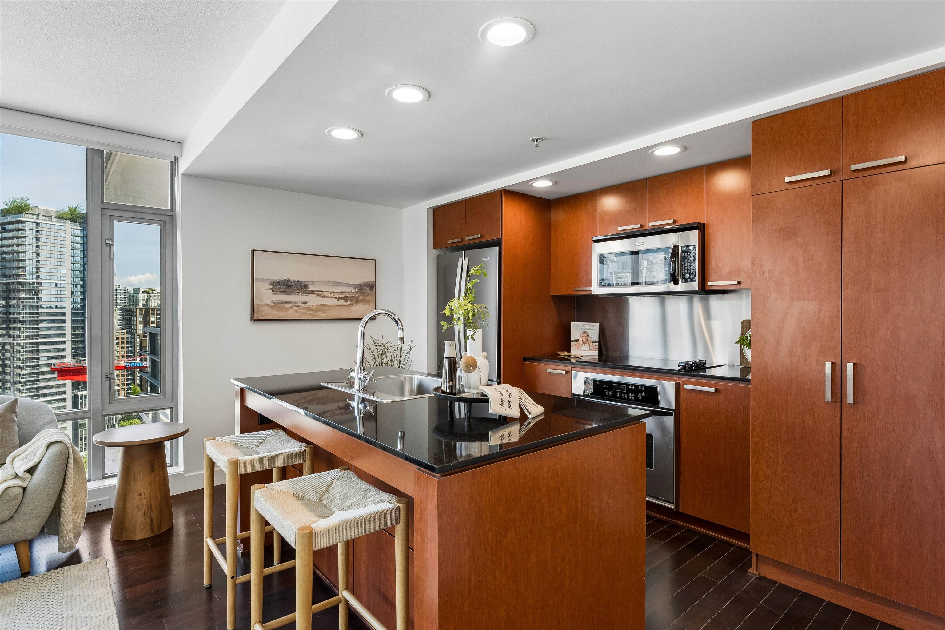 Additional image 2 of 2305-1255 Seymour Street, Vancouver, BC, V6B 0H1