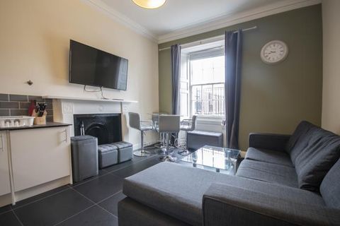 Nicolson Street, Edinburgh EH8