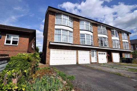 St. James Close, New Malden KT3