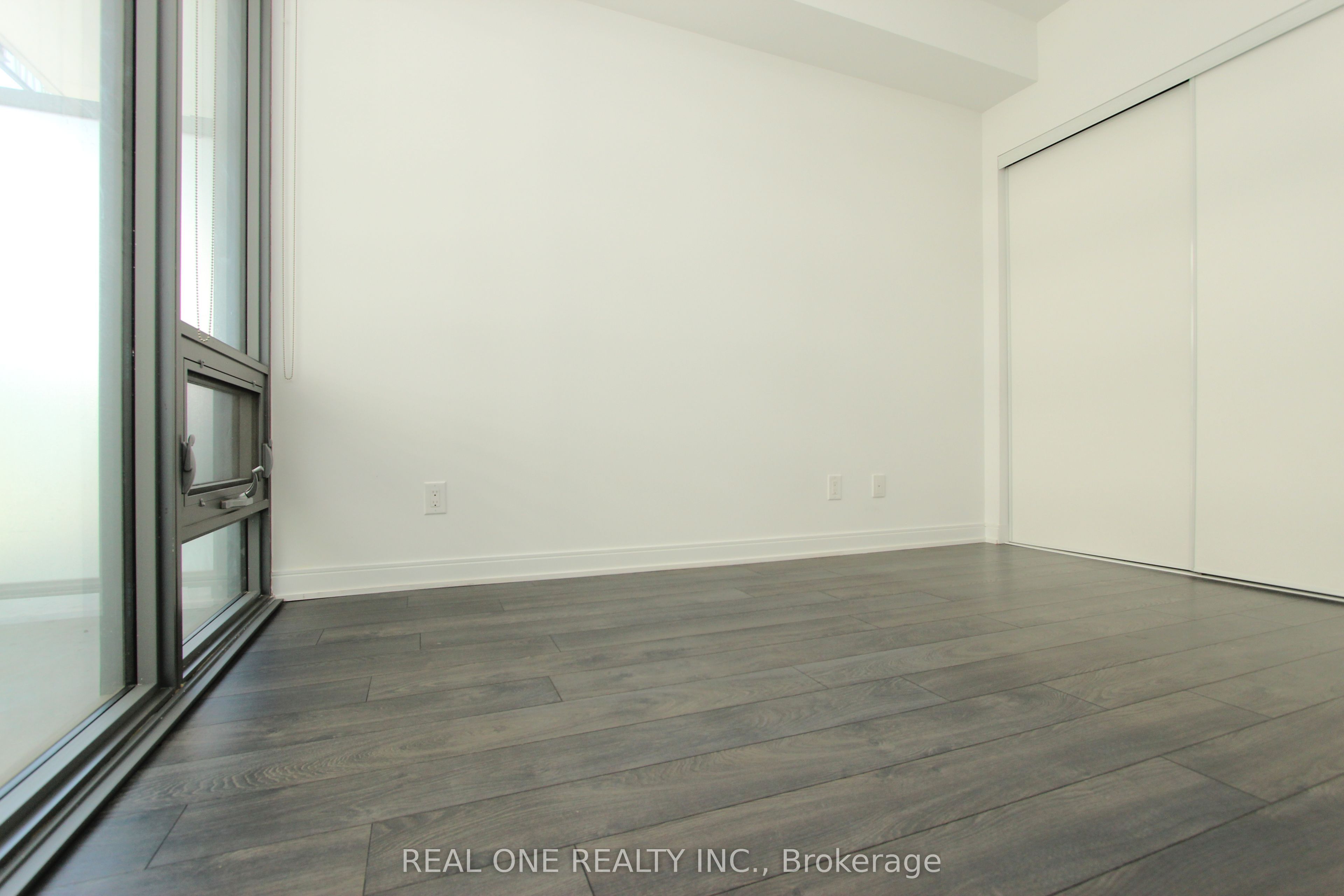 Additional image 4 of 1807-50 Charles Street E, Toronto, ON, M4Y 0C3