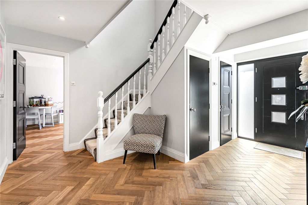 Additional image 2 of 4 bed detached house for saleThe Warren, Radlett, Hertfordshire WD7