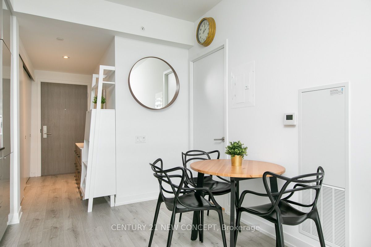 2009-161 Roehampton Avenue, Toronto, ON, M4P 0C8 photo 4