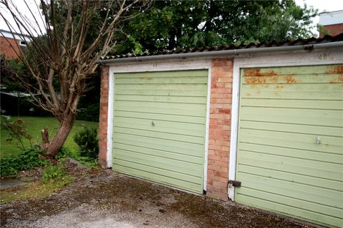 Avon Court Garage, Crosby L23, Parking/garage for sale