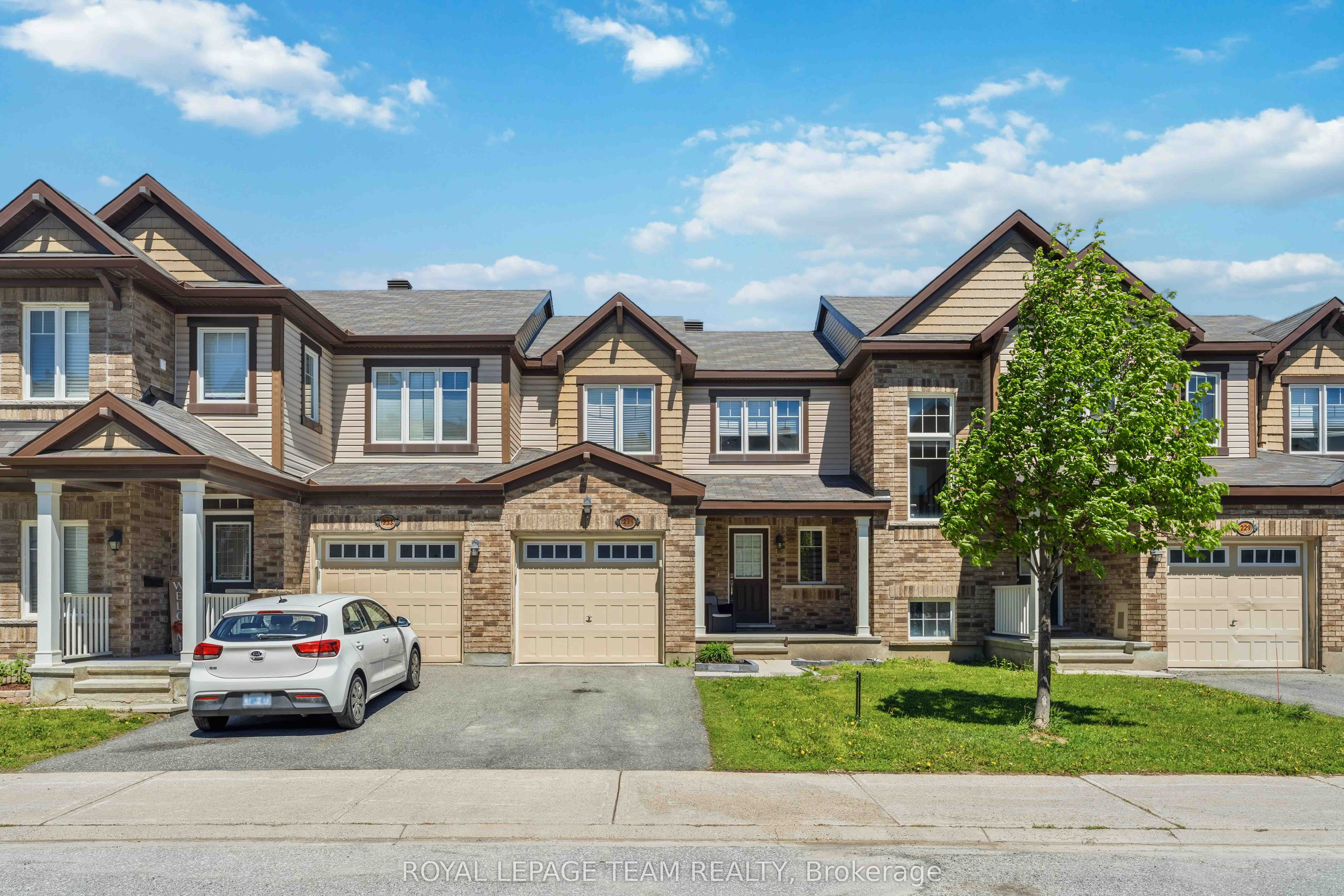 231 Cayman Road, Ottawa, ON, K2S 0N8