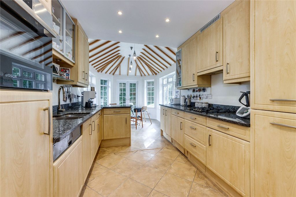 Additional image 8 of 5 bed detached house for saleLoom Lane, Radlett, Hertfordshire WD7