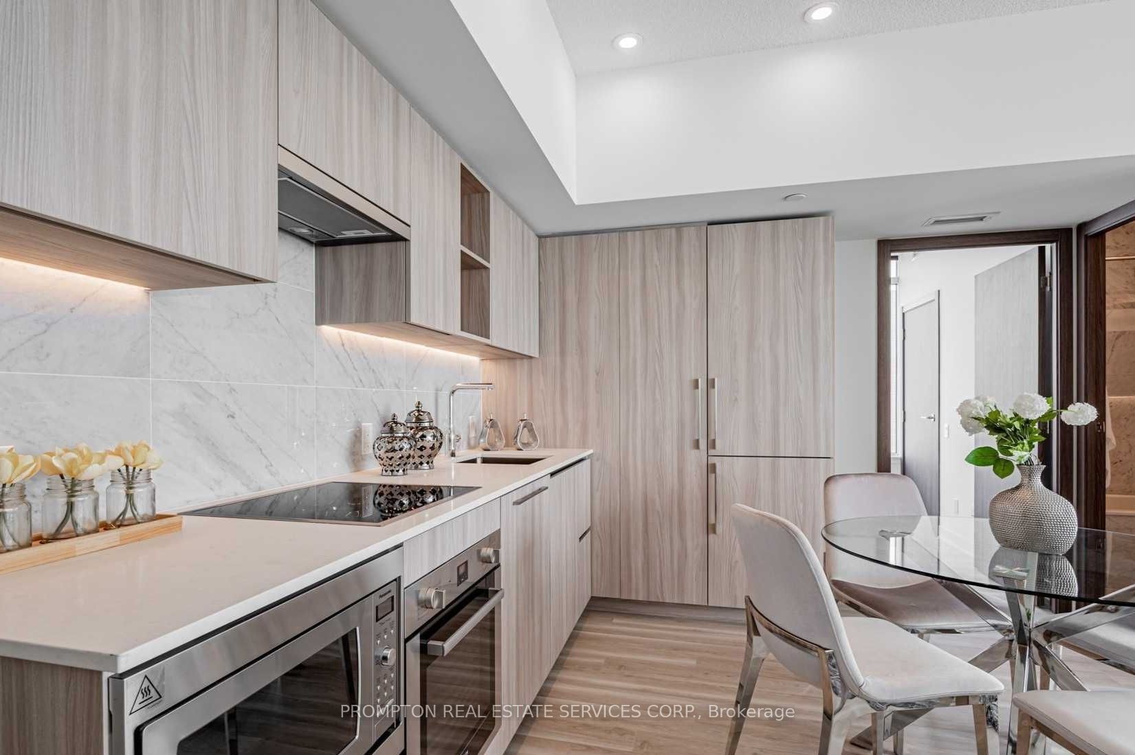 3810-17 Bathurst Street, Toronto, ON, M6A 2E1 photo 3