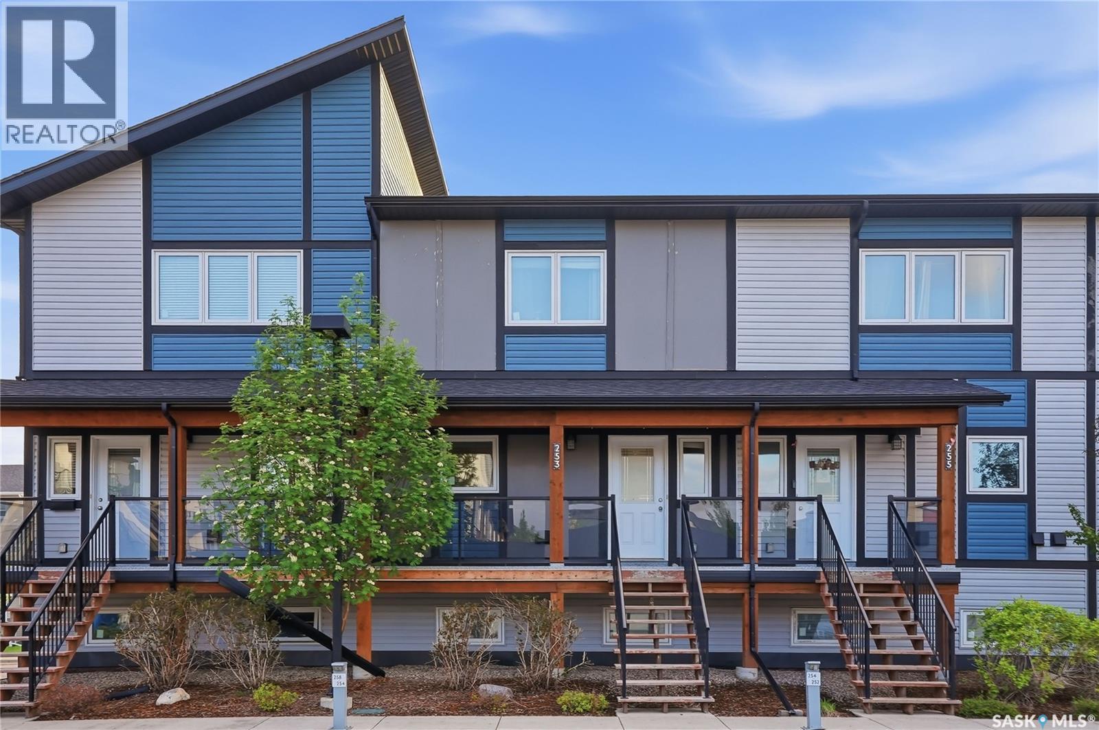 253-250 Akhtar Bend, Saskatoon, SK, S7W0W4 photo 2