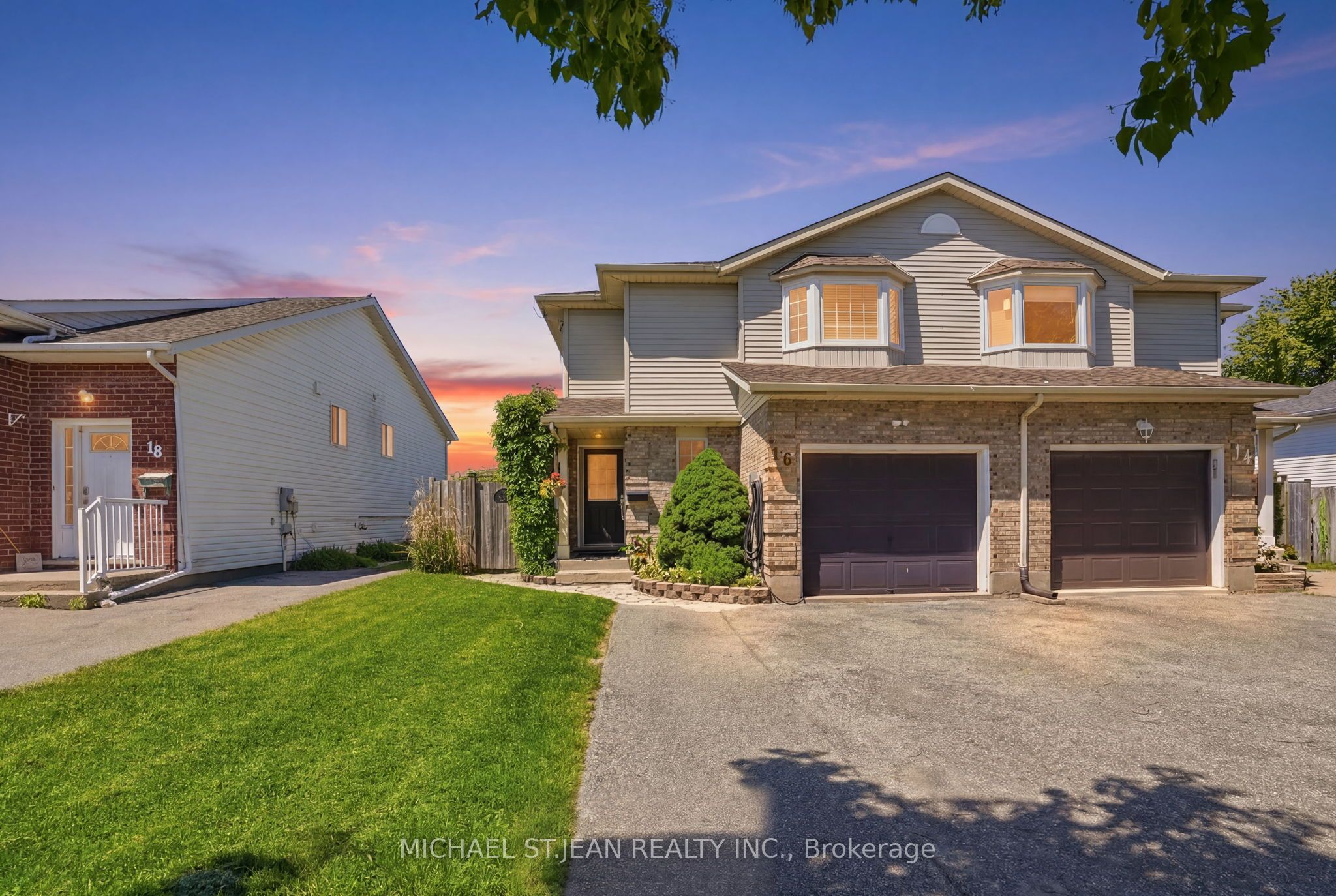 16 Woodland Drive, Welland, ON, L3C 7C9