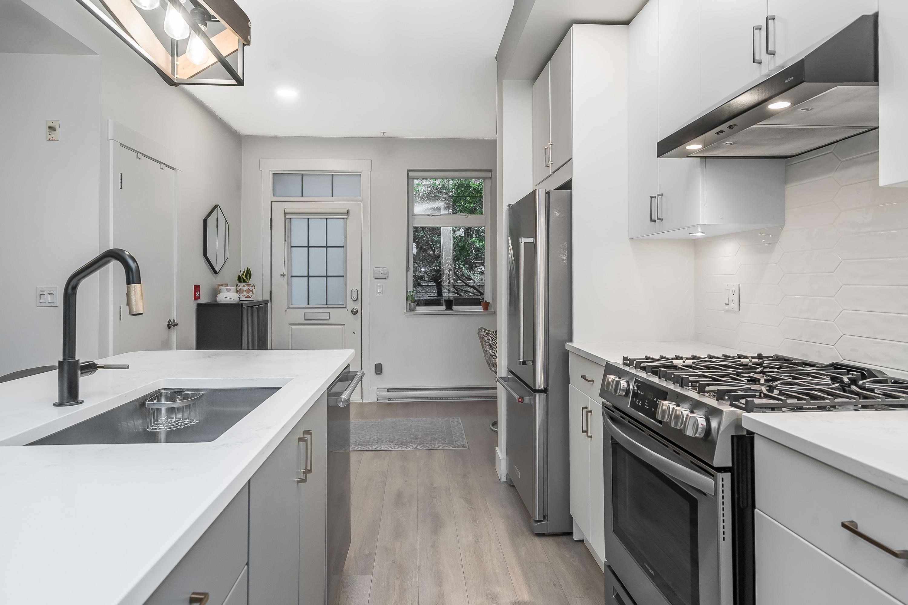 2268 St. George Street, Vancouver, BC, V5T 3R2 photo 4
