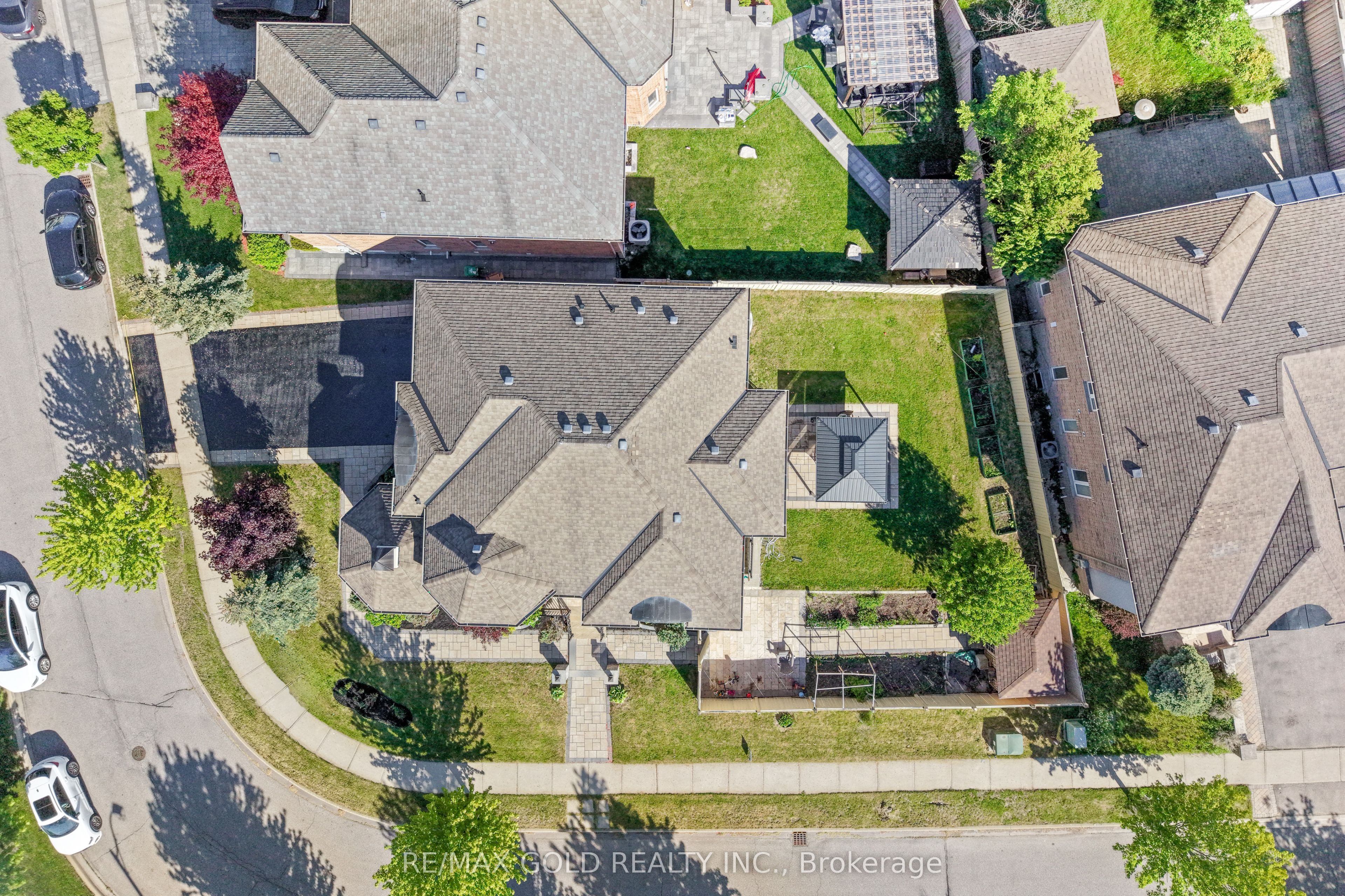 Additional image 5 of 18 Hampton Springs Drive, Brampton, ON, L6P 2W4