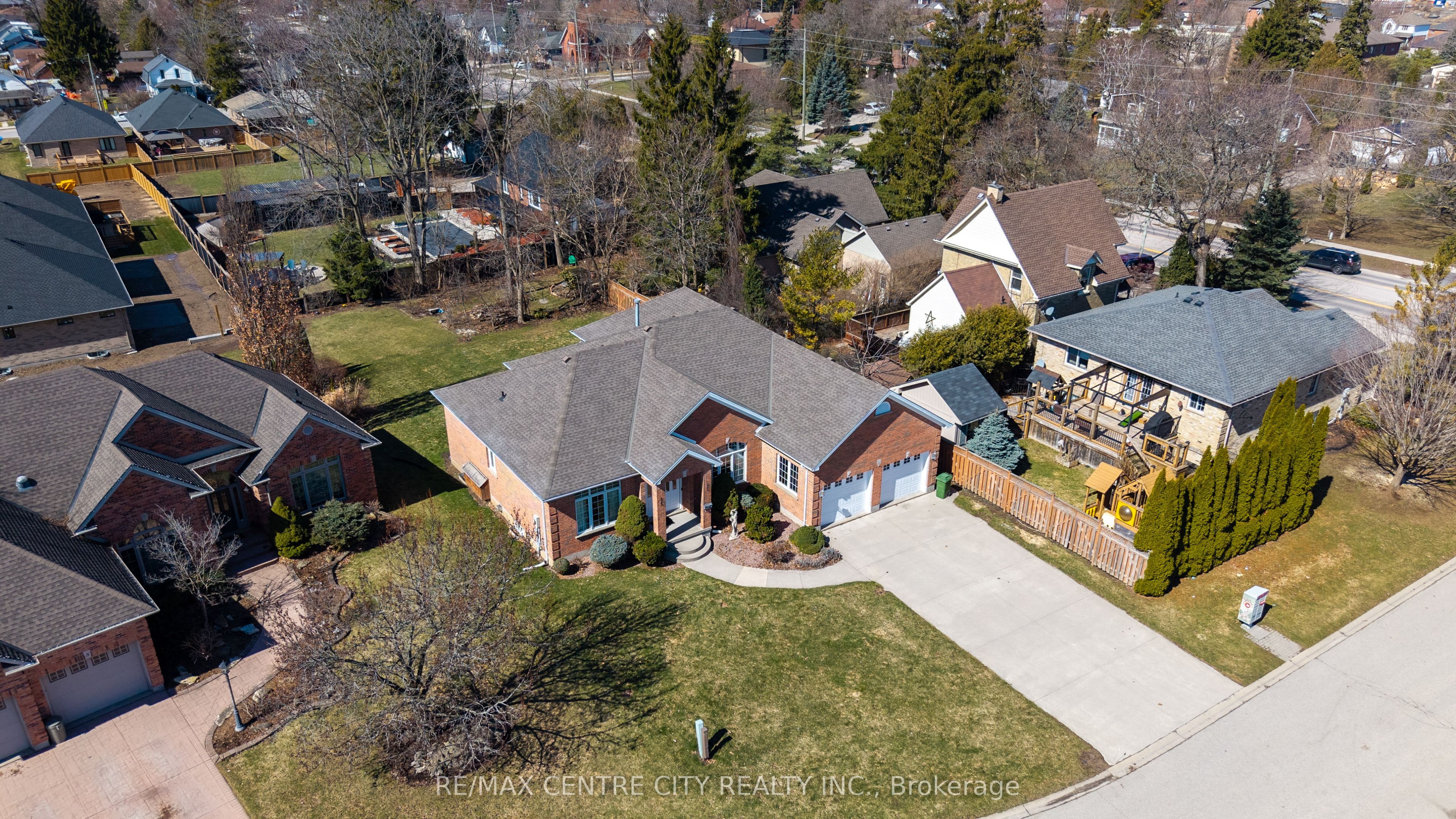 6 Huntington Terrace, St. Thomas, ON, N5R 6H1 photo 2