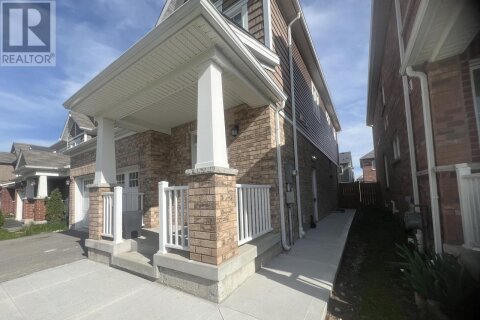 # Unit 2-349 Grovehill Crescent, Kitchener, ON, N2R 0K8 photo 3