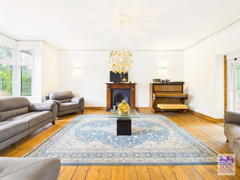 Additional image 3 of 6 bed detached house for saleLondon Road, Strood, Rochester ME2