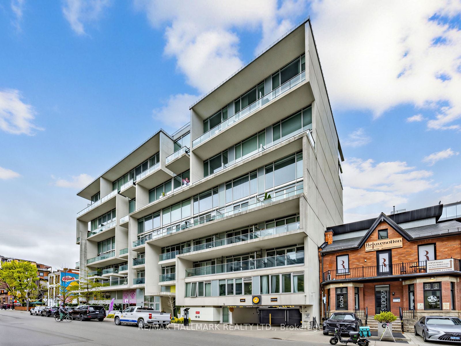 213-75 Portland Street, Toronto, ON, M5V 2M9