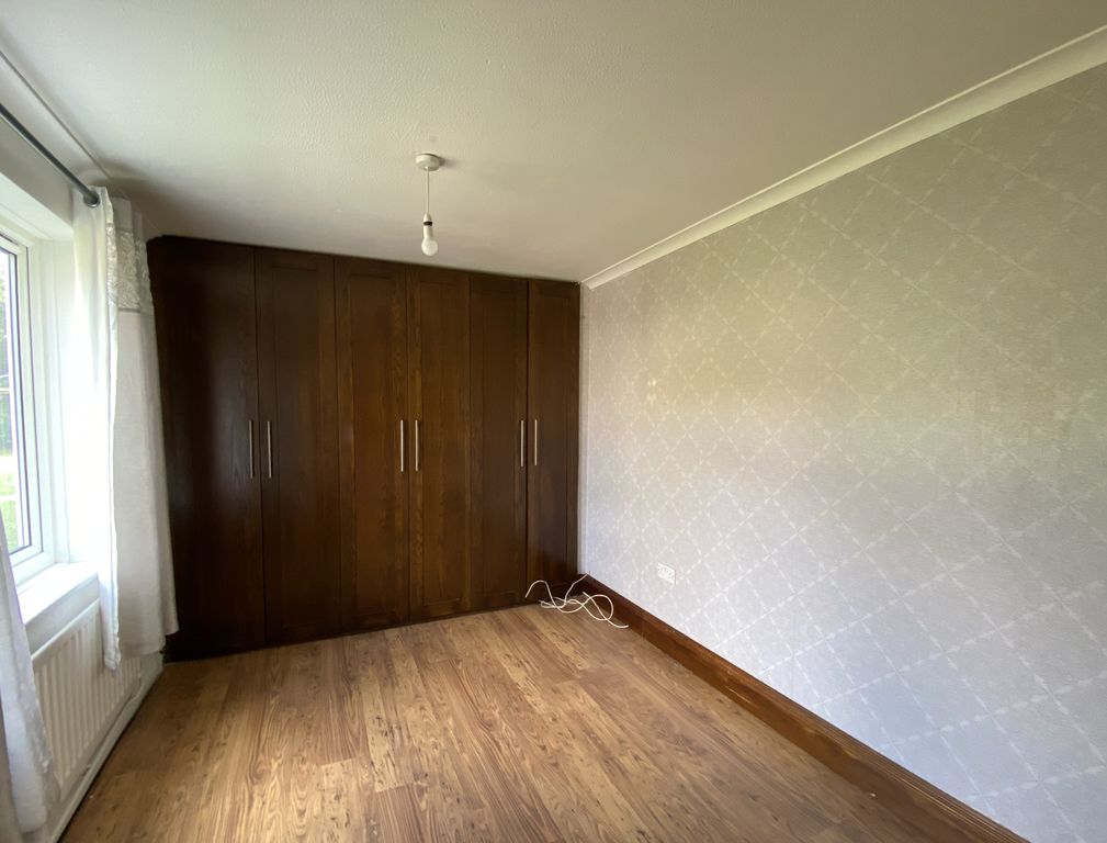 Additional image 8 of 2 bed flat for saleBardfield Way, Rayleigh SS6