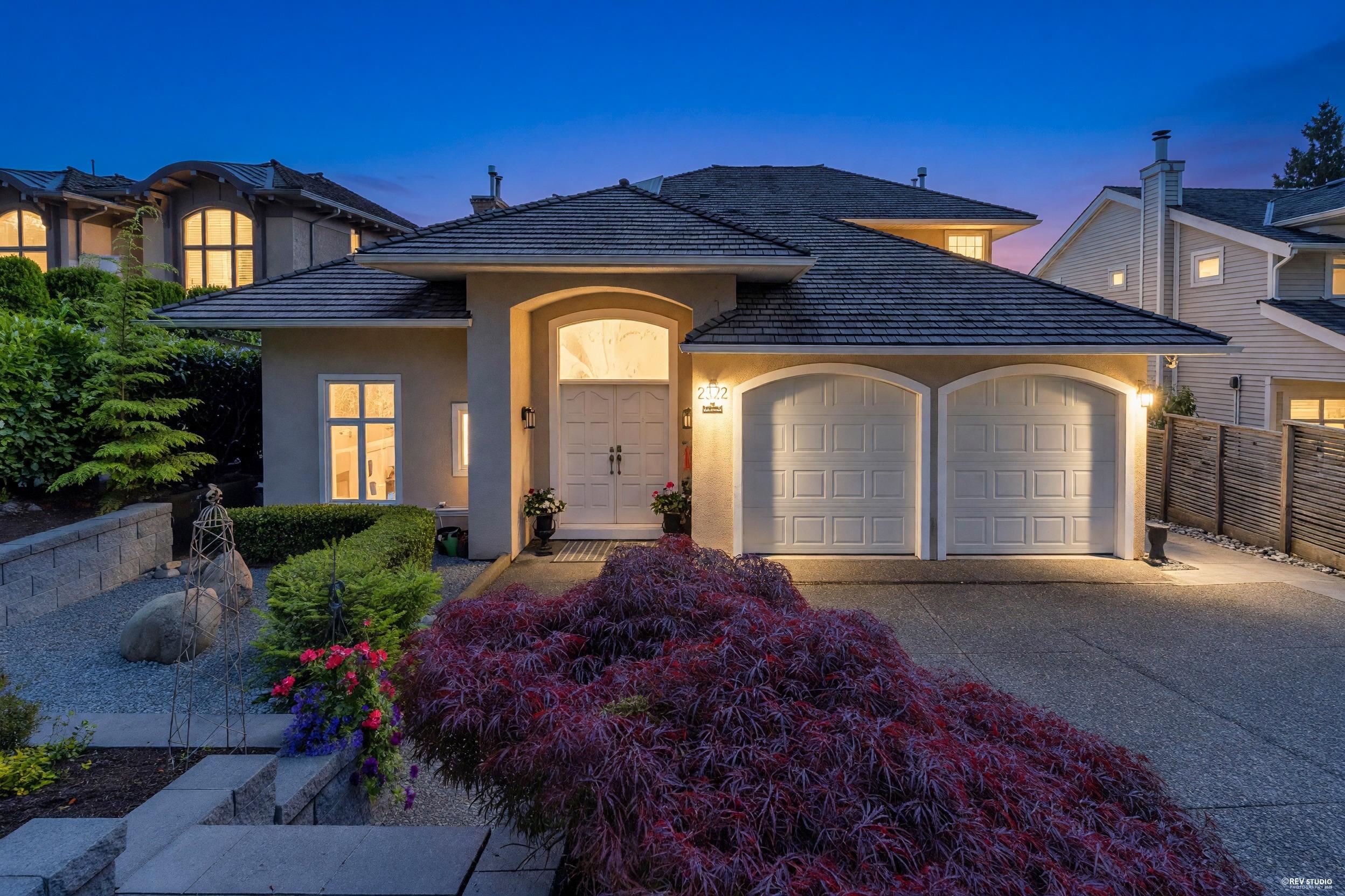 2322 Lawson Avenue, West Vancouver, BC, V7V 2E6