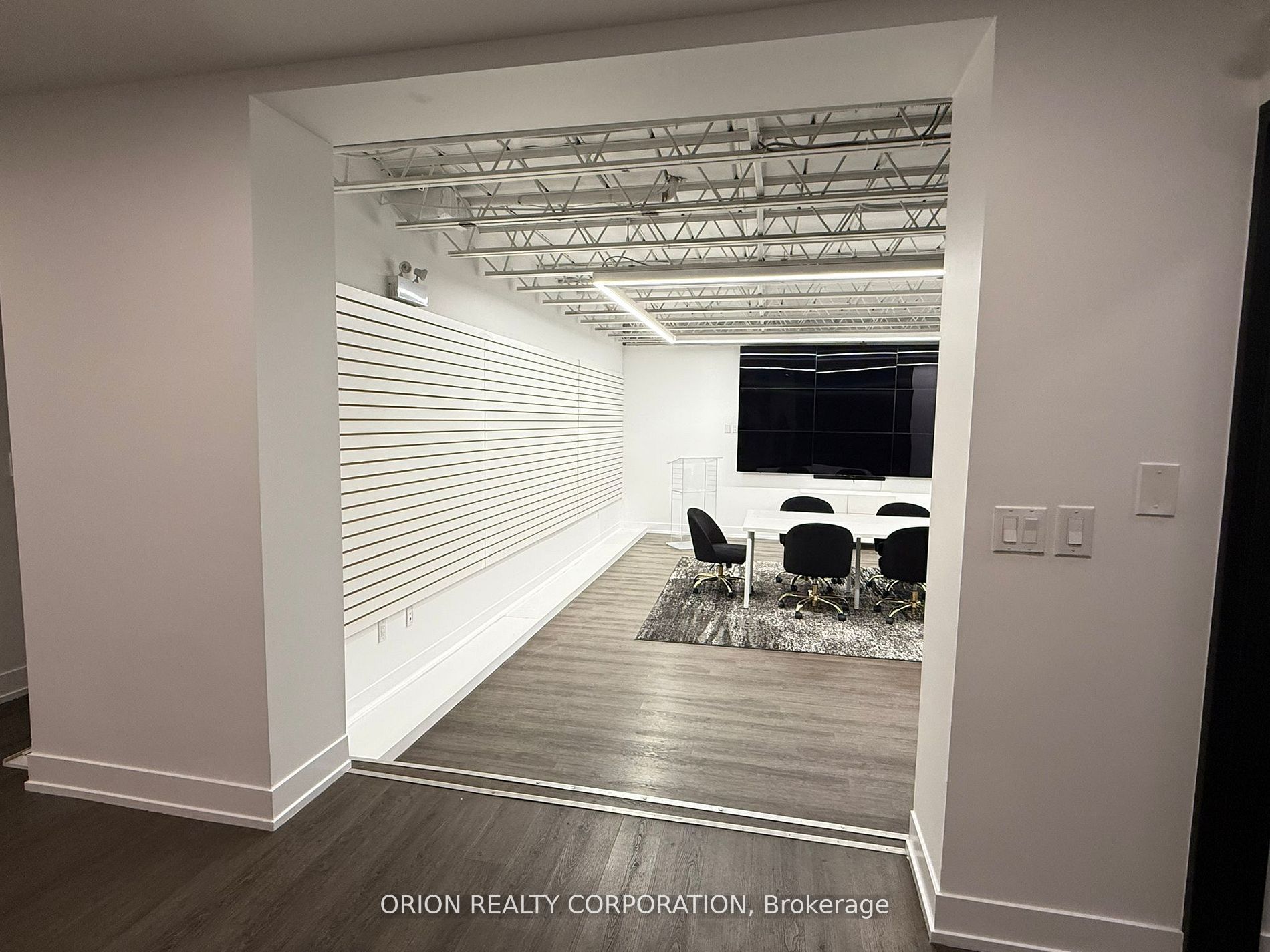 Additional image 3 of BSMT-1149 Lakeshore Road E, Mississauga, ON, L5E 1E8