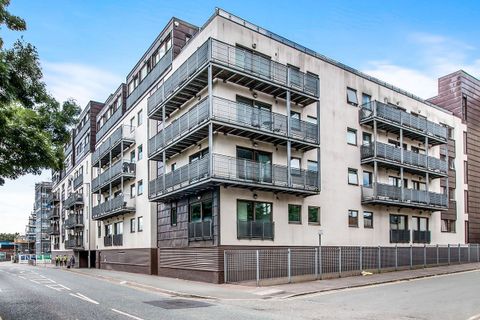 Isaac Way, Manchester M4