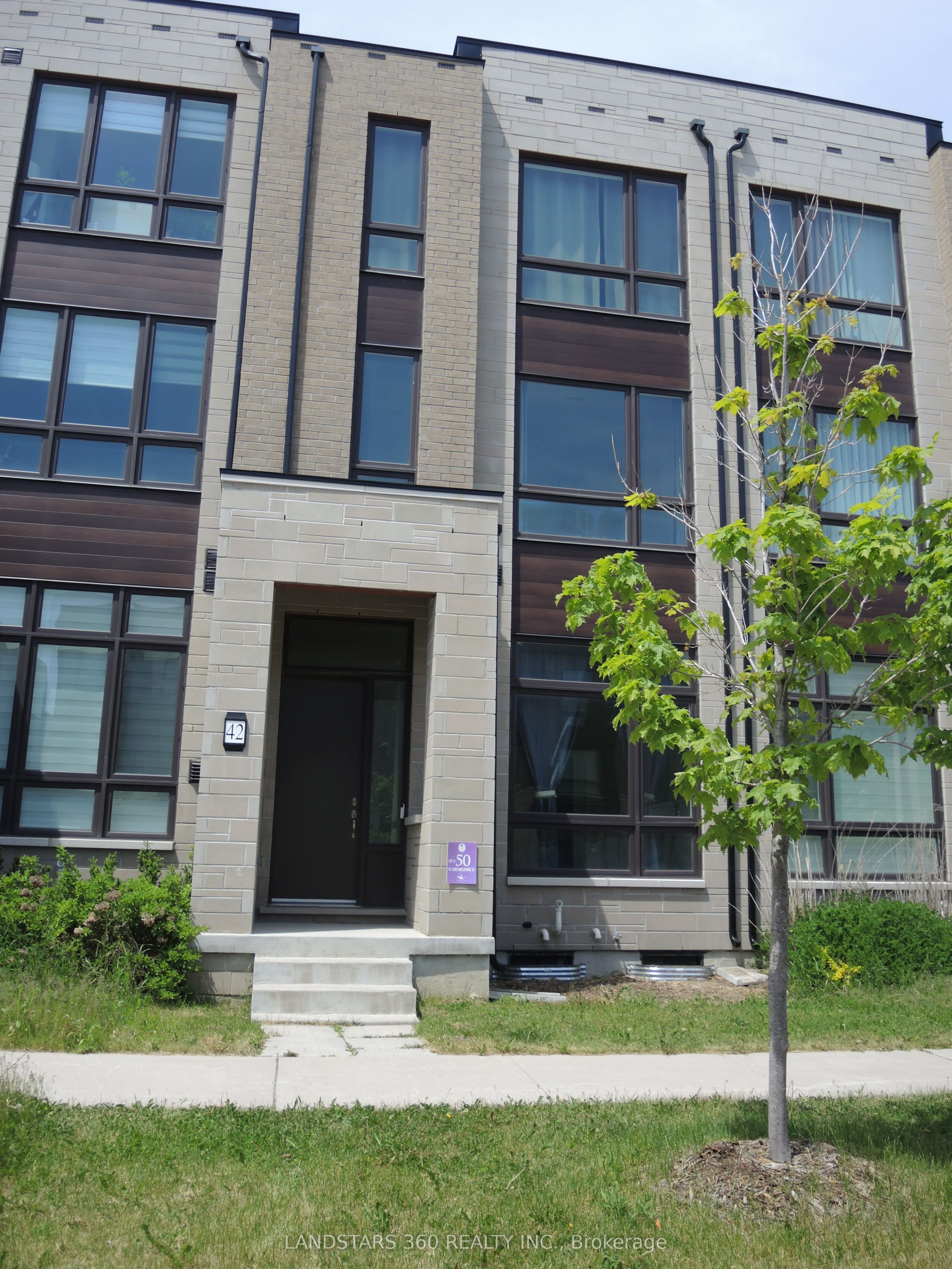 42 Lord Melborne Street, Markham, ON, L6C 0Z6