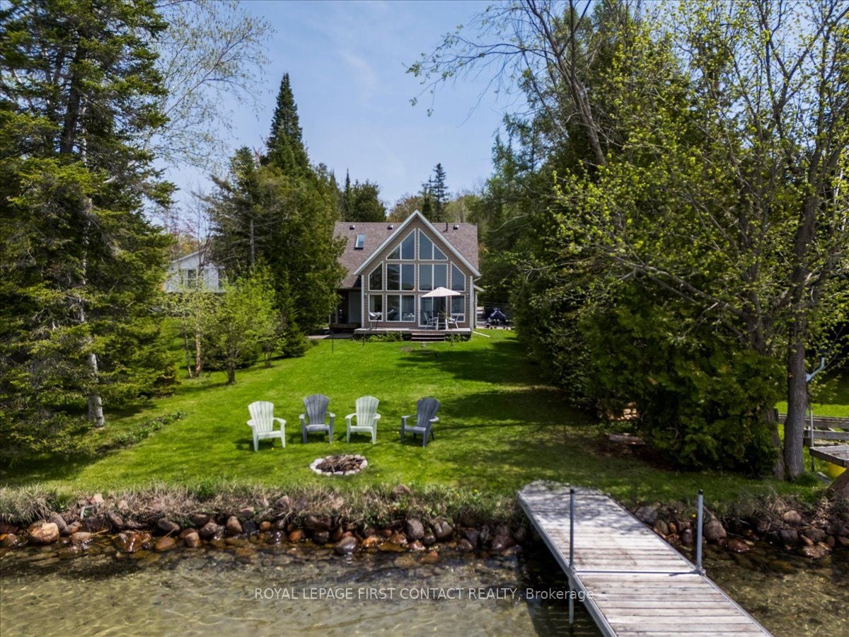 10 Buttercup Lane, Springwater, ON, L0L 1P0